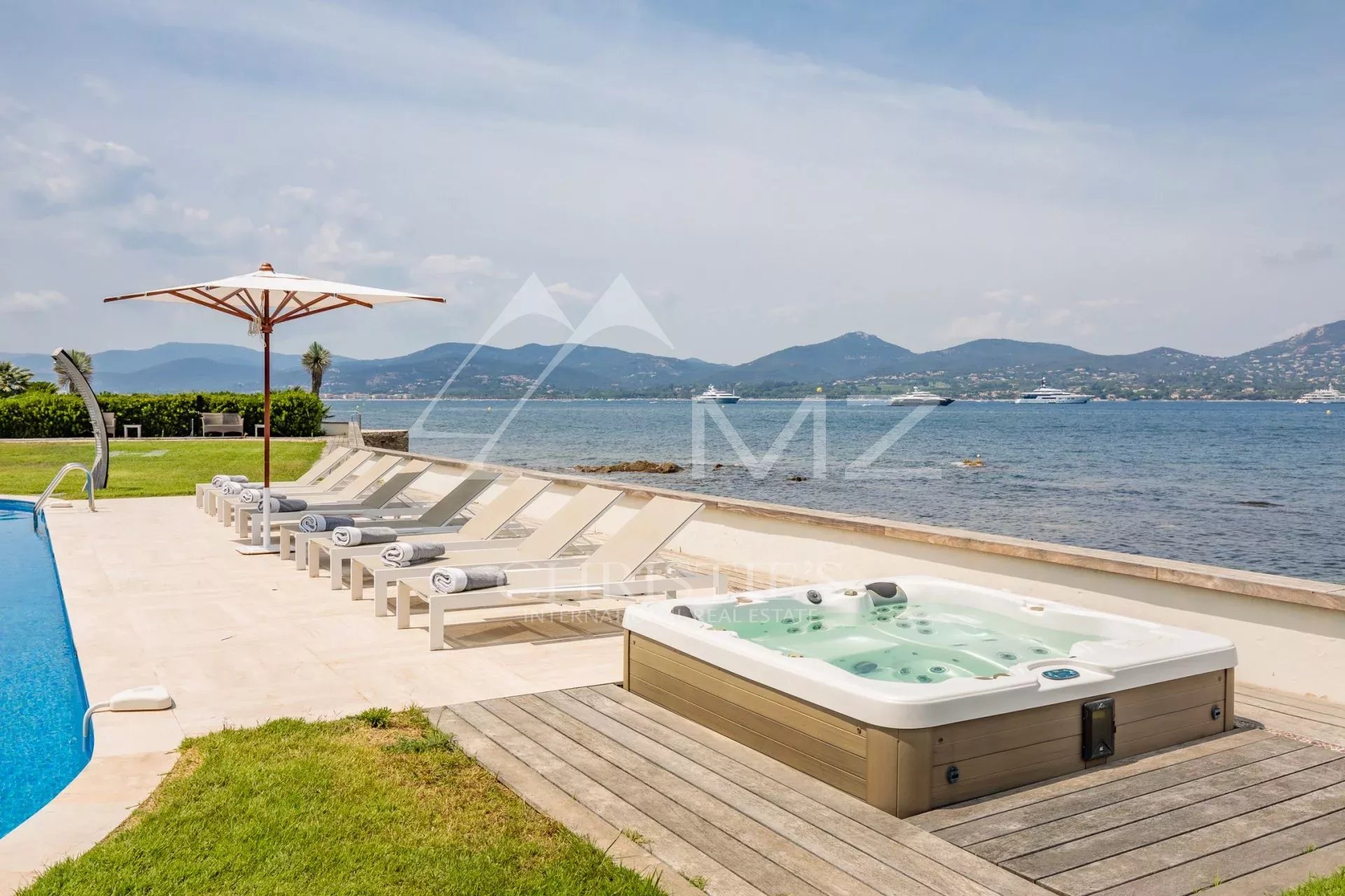 Cap Horizon - Gassin - Wunderschöne Villa Fuß im Wasser