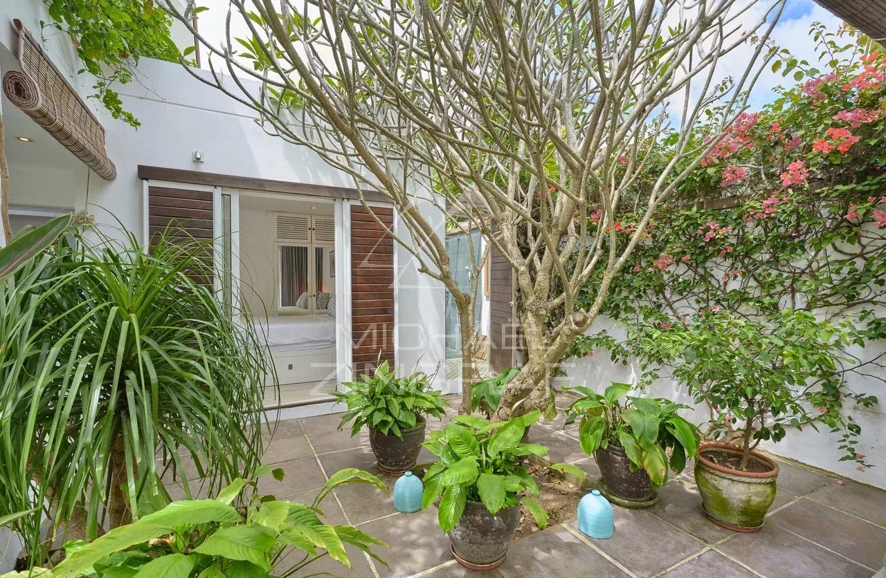 Zeitgenössische Villa in Grand Baie