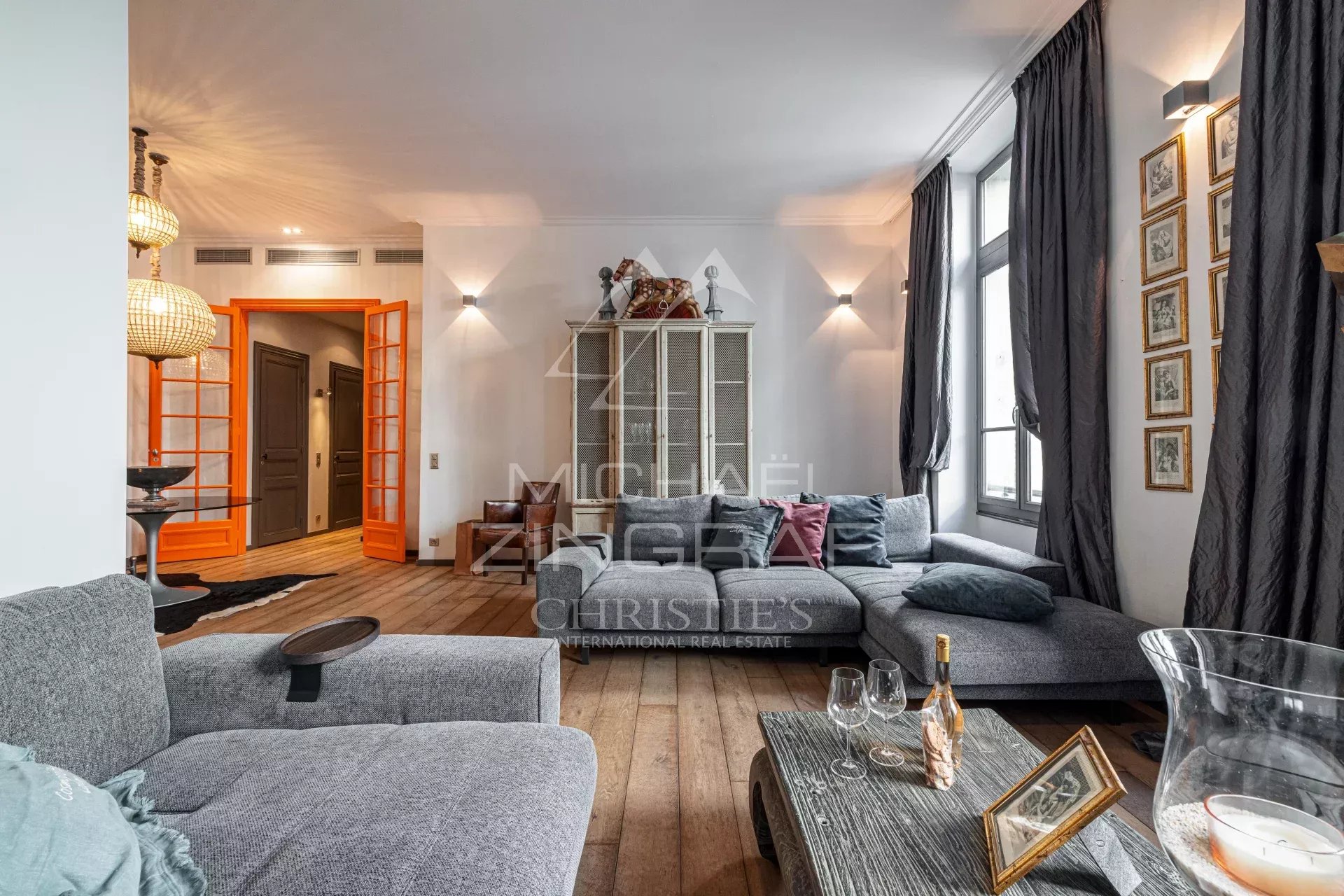 BOURGEOIS APARTMENT - DOWNTOWN CANNES