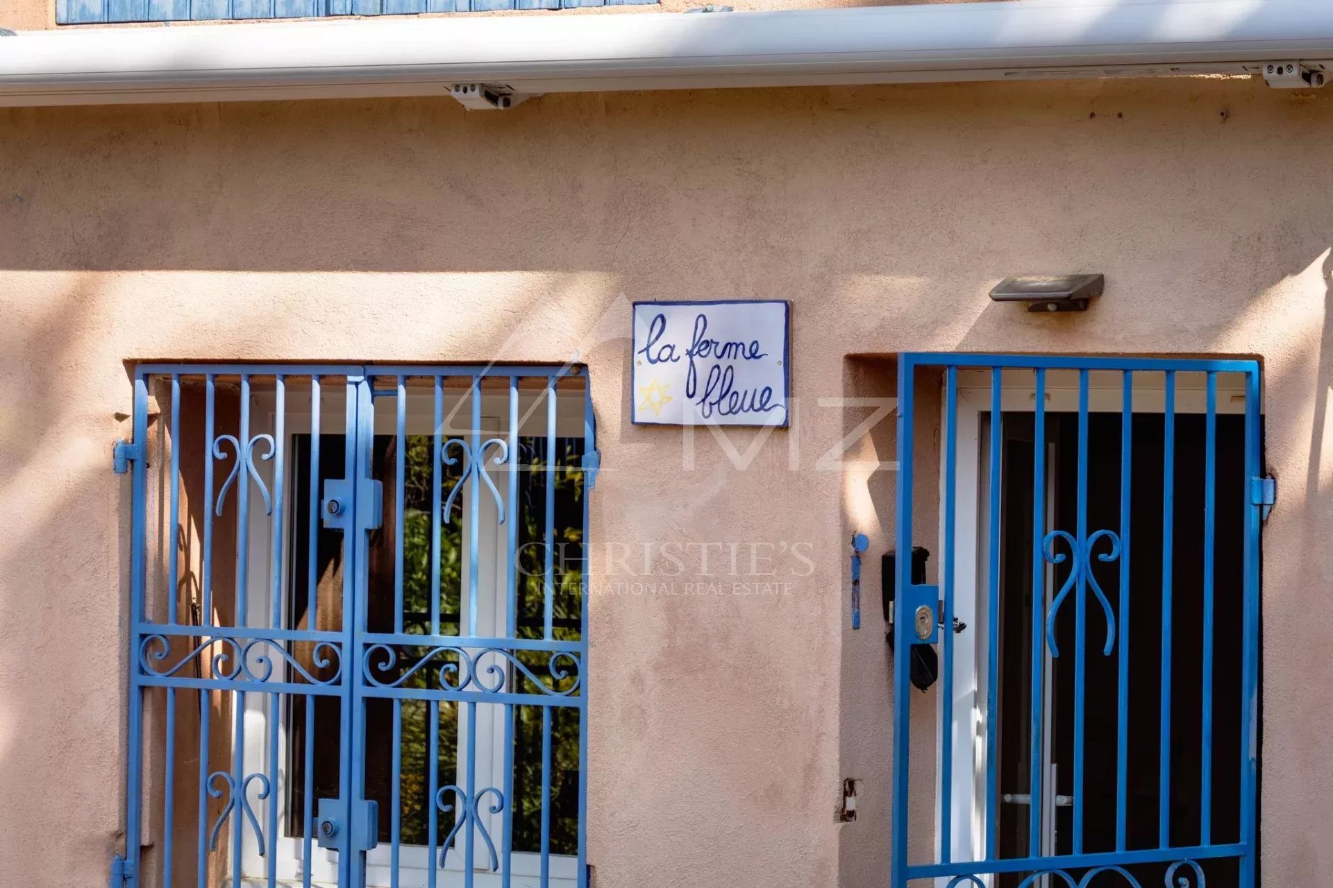 Sainte-Maxime property near the beach