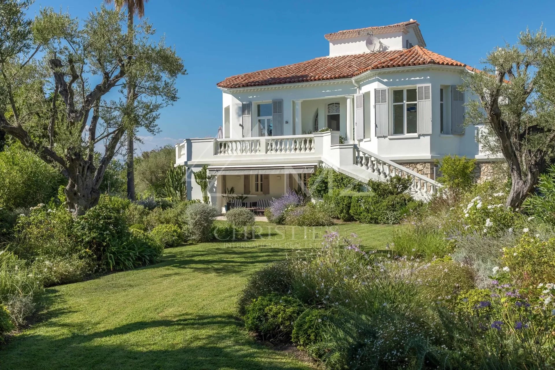 Exquisite Belle Epoque villa