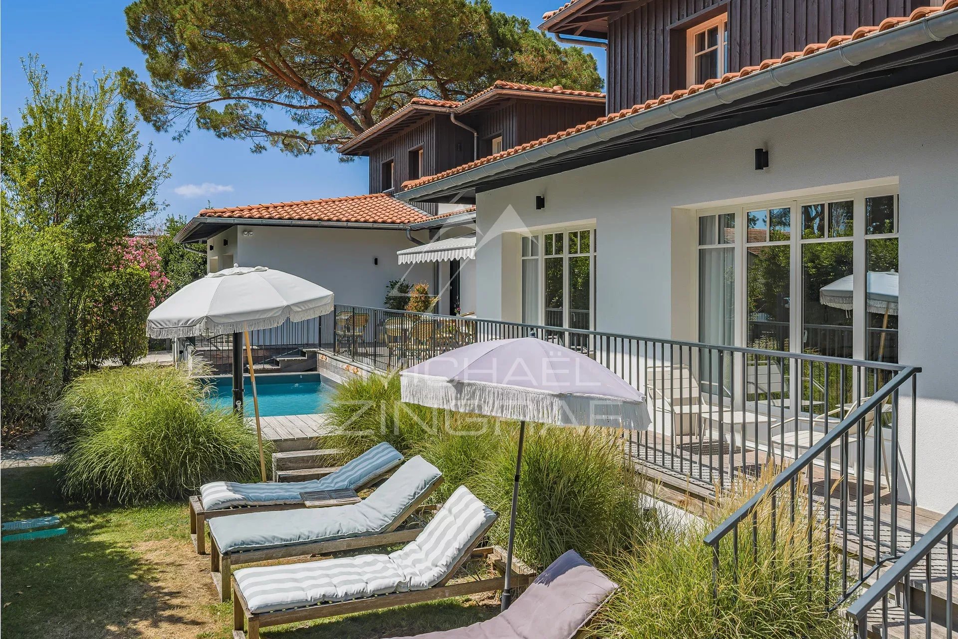 La Hume – An exceptional estate with direct access to the Arcachon Bay