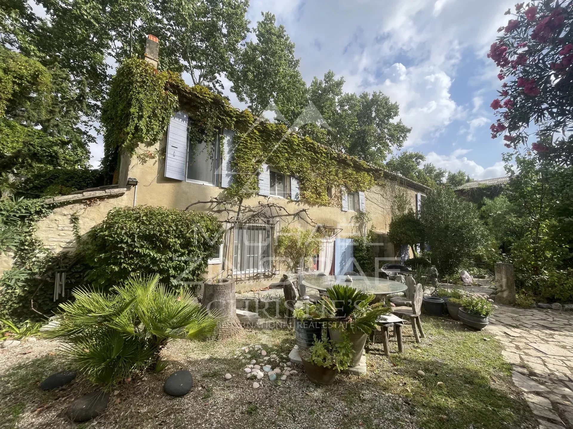 Authentisches Steinhaus im Herzen der Provence