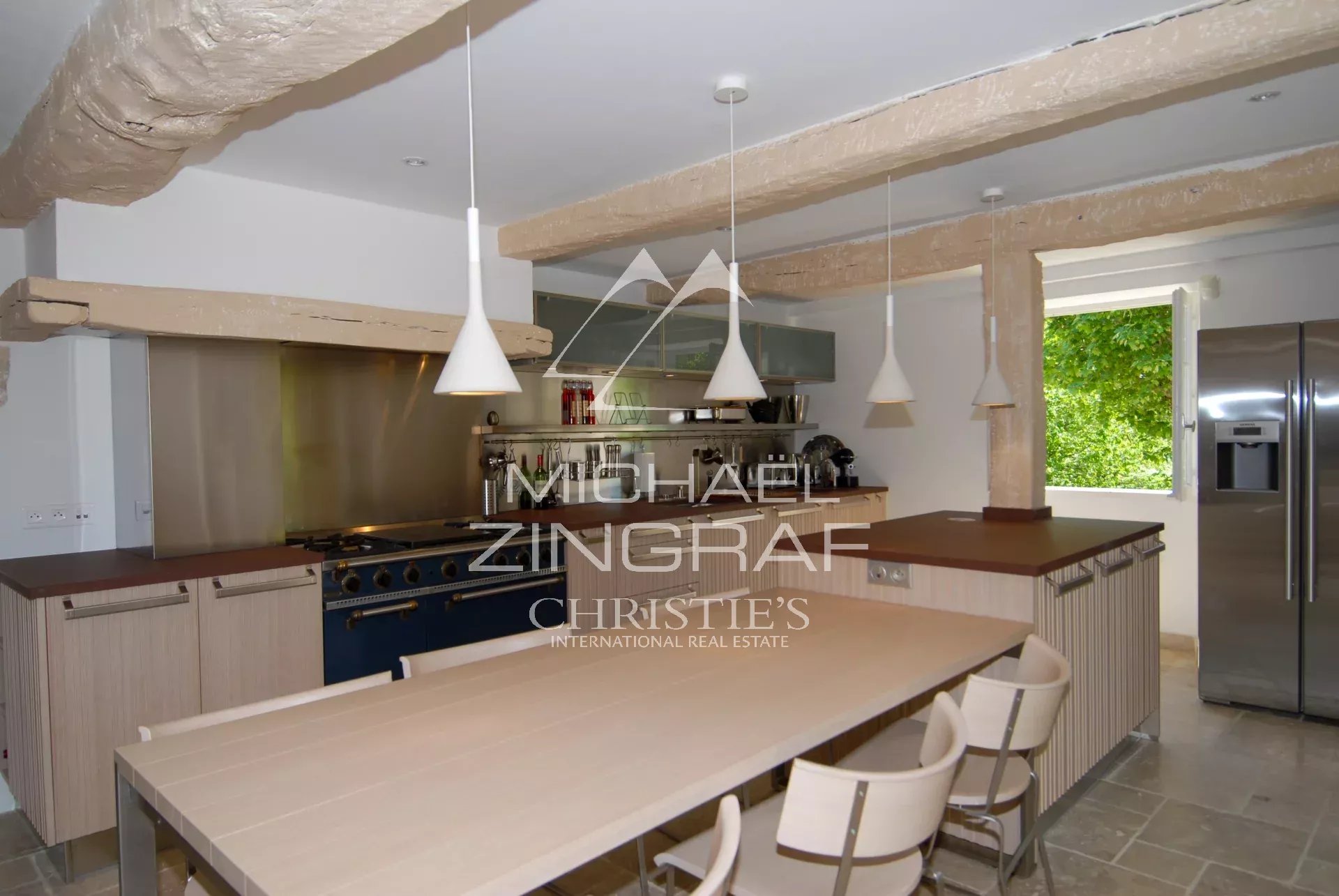 Moulin du XVII élégamment rénové