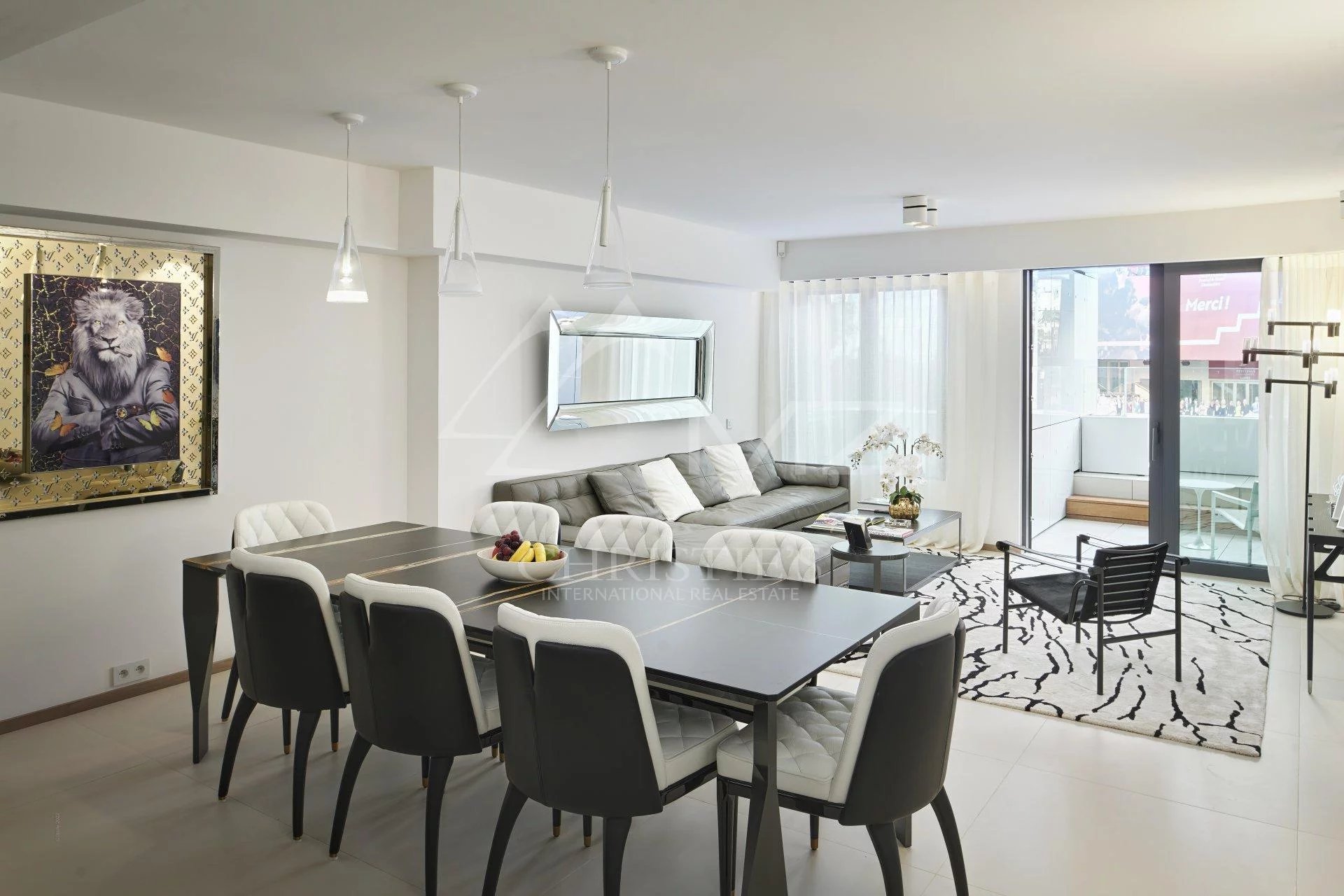 Cannes Croisette - 2  bedrooms apartment
