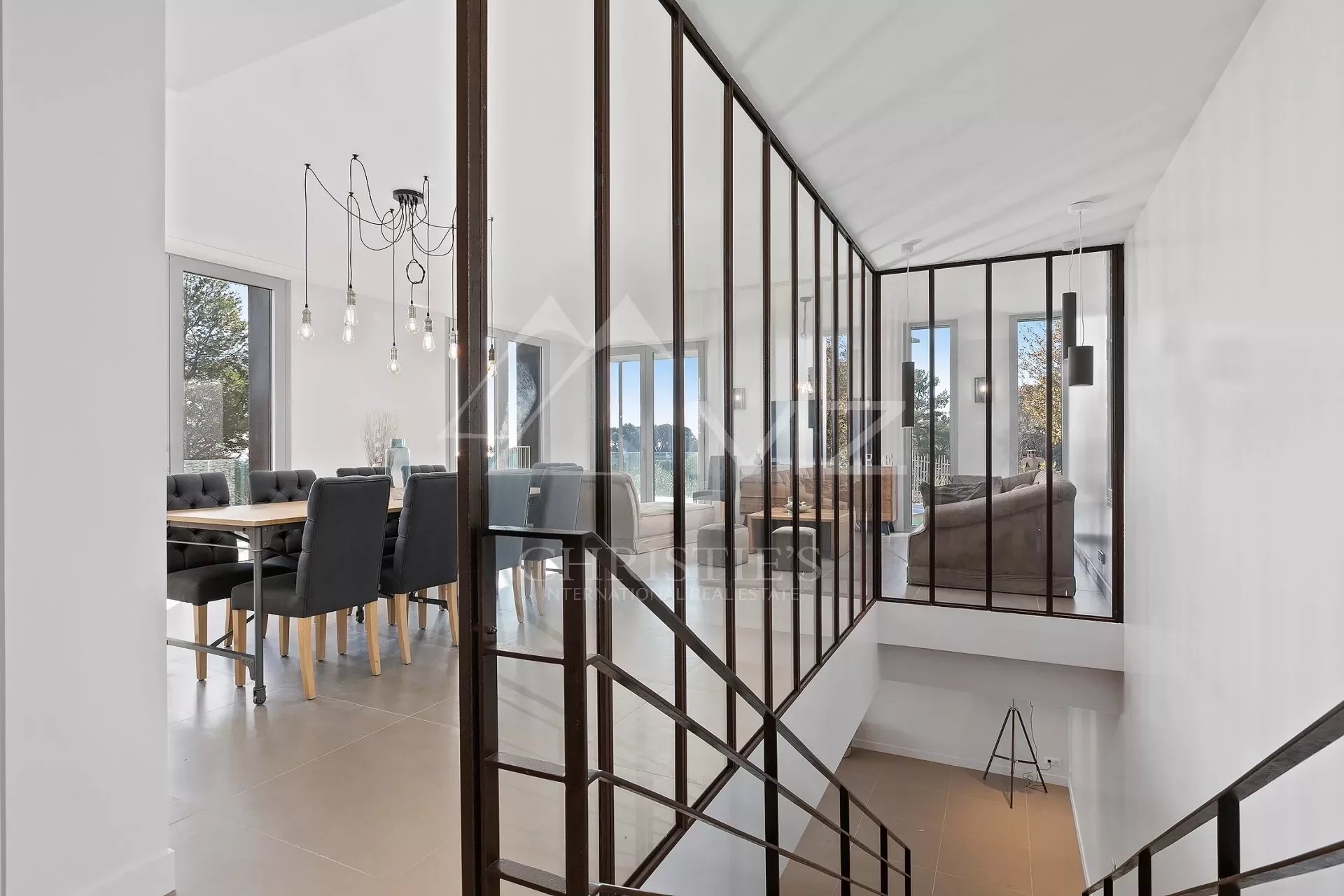 Mougins -  Contemporary  villa with sea view