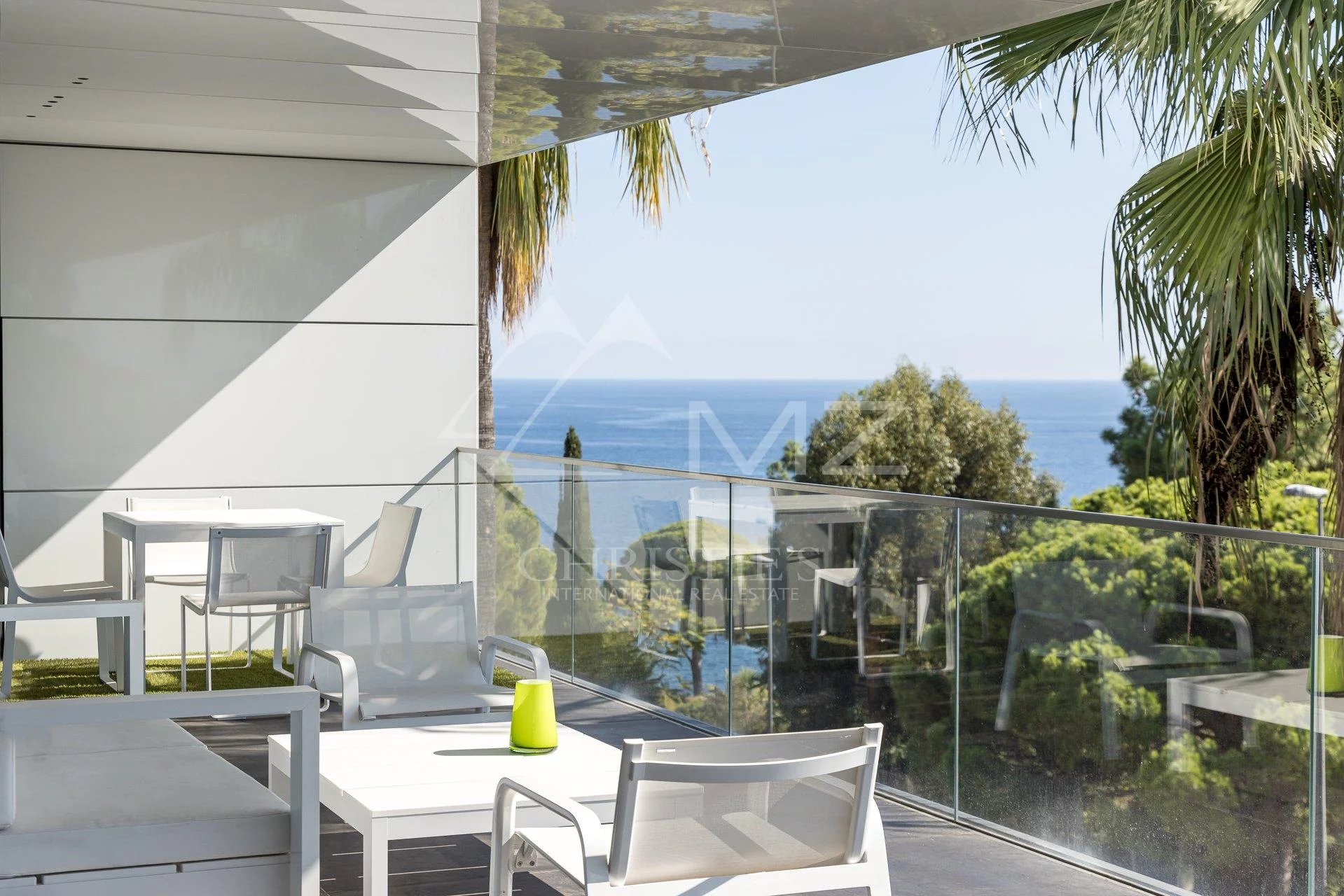Cannes Kalifornien - Apartment mit zwei Schlafzimmern