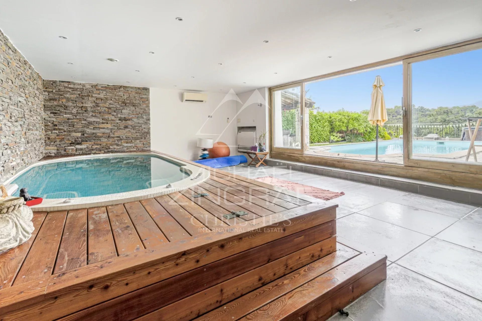 Close to Saint-Paul-de-Vence - Charming modern provencal property