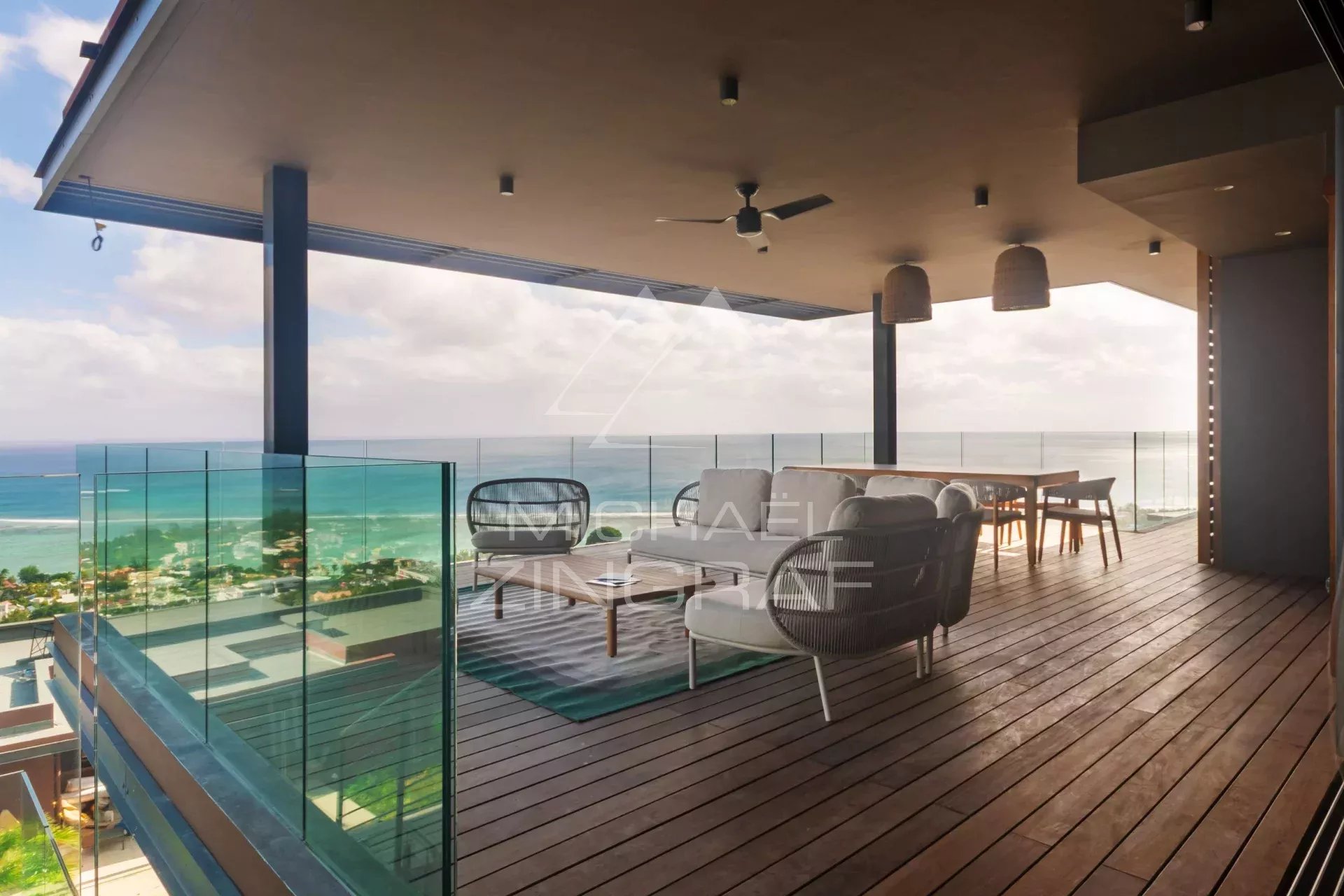 Puppen 5 -Bedroom Villa - Black Riviere