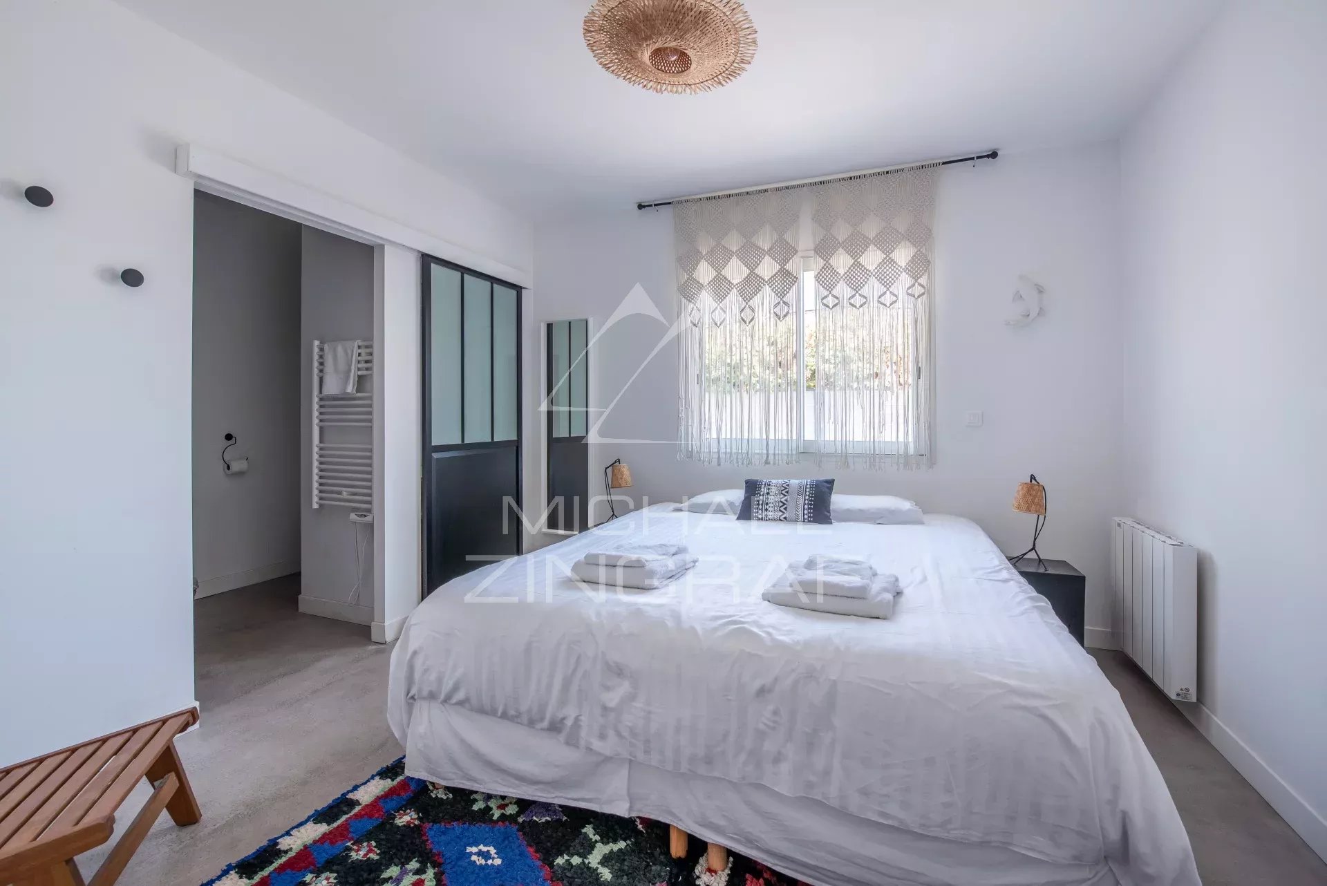 Très belle maison de plain pied avec piscine