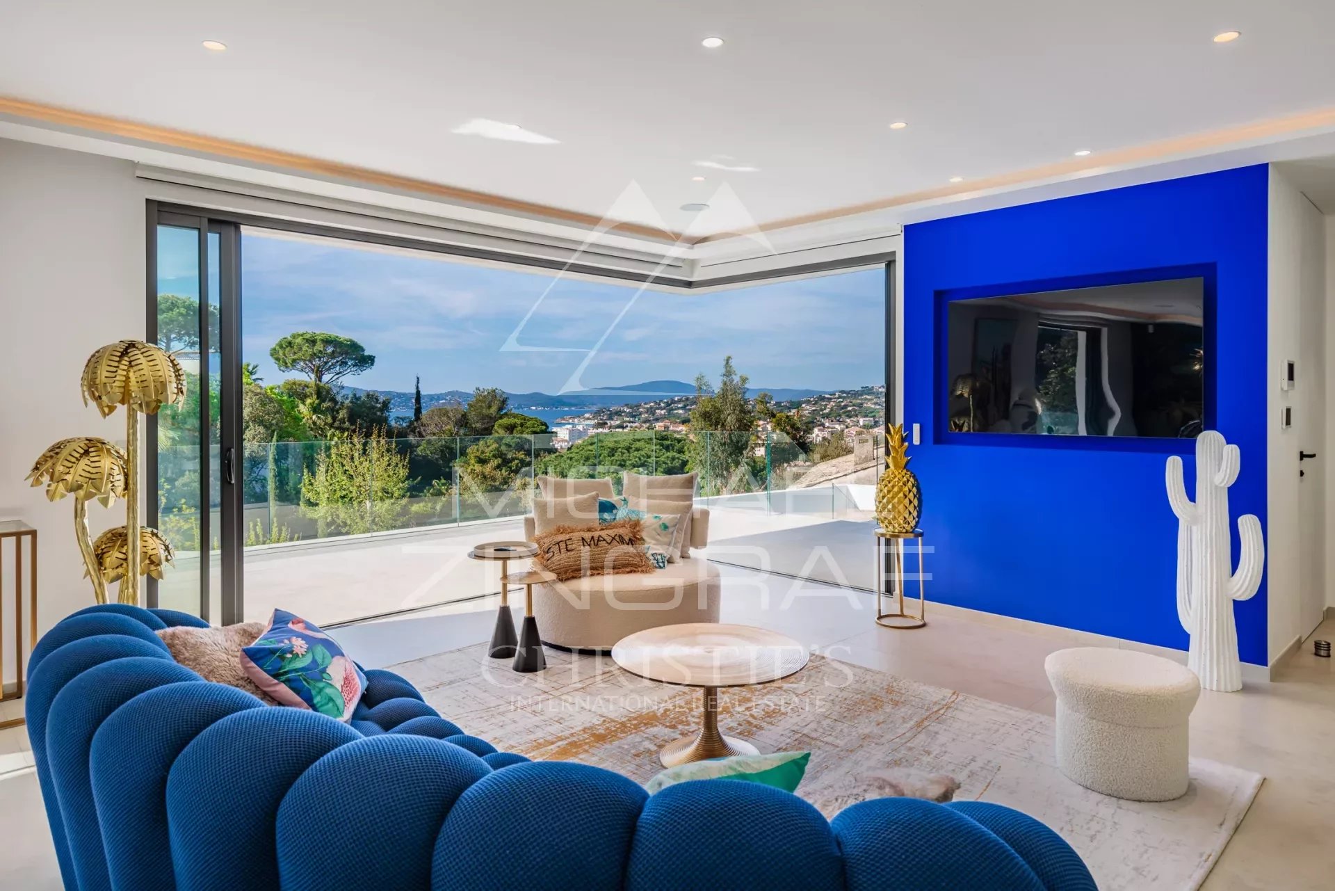 Magnificent contemporary property in the heart of Sainte-Maxime