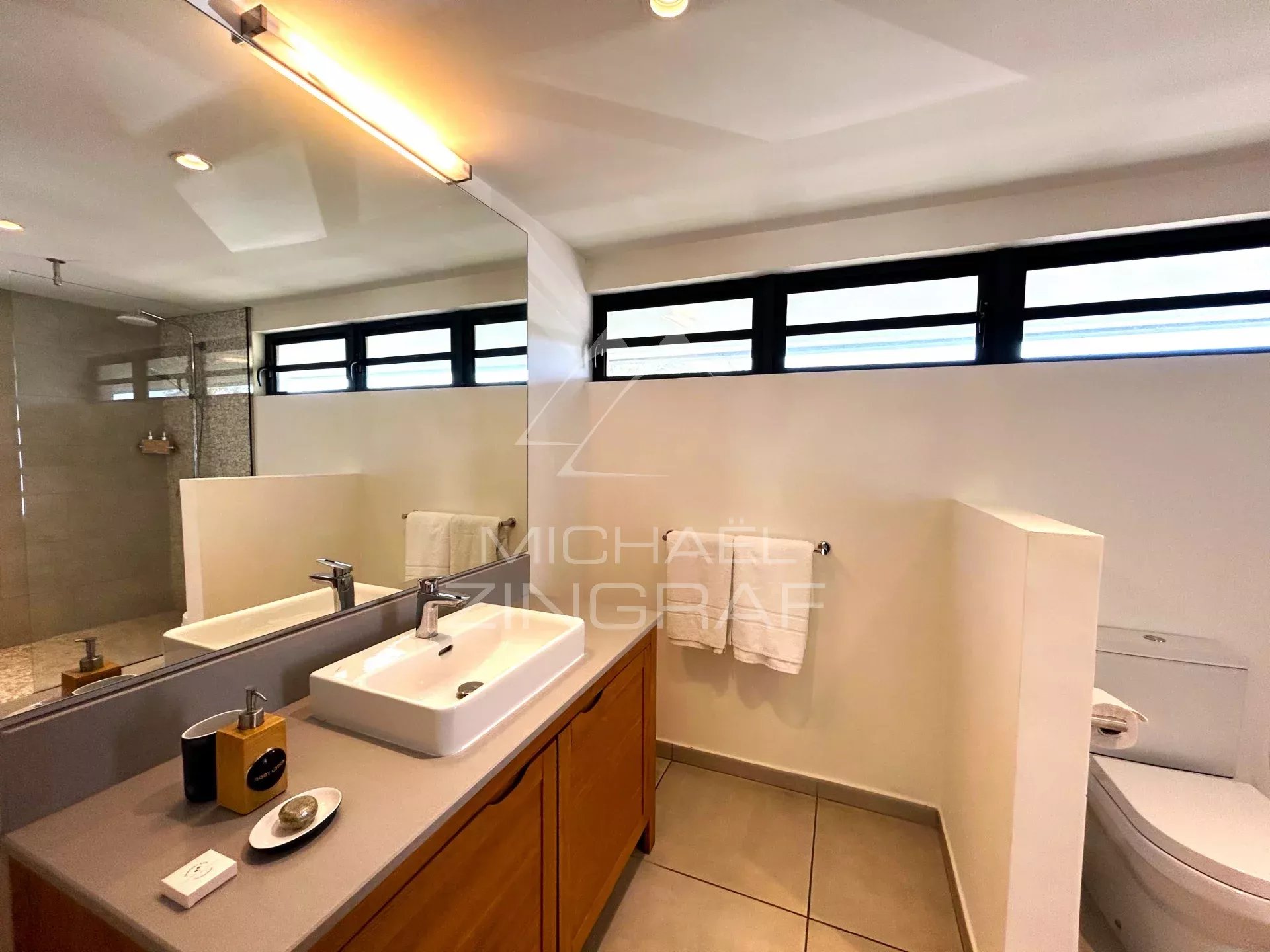 Villa 3 chambres au sein d'un Resort à Riviere-Noire