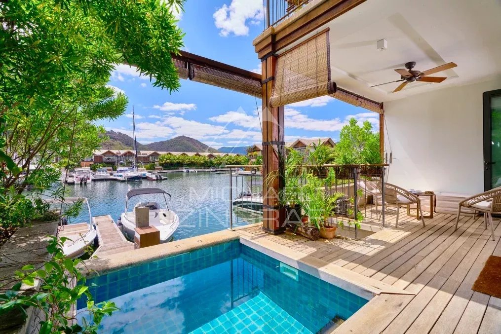 Duplex 3 chambres sur La Balise Marina avec PONTON PRIVATIF