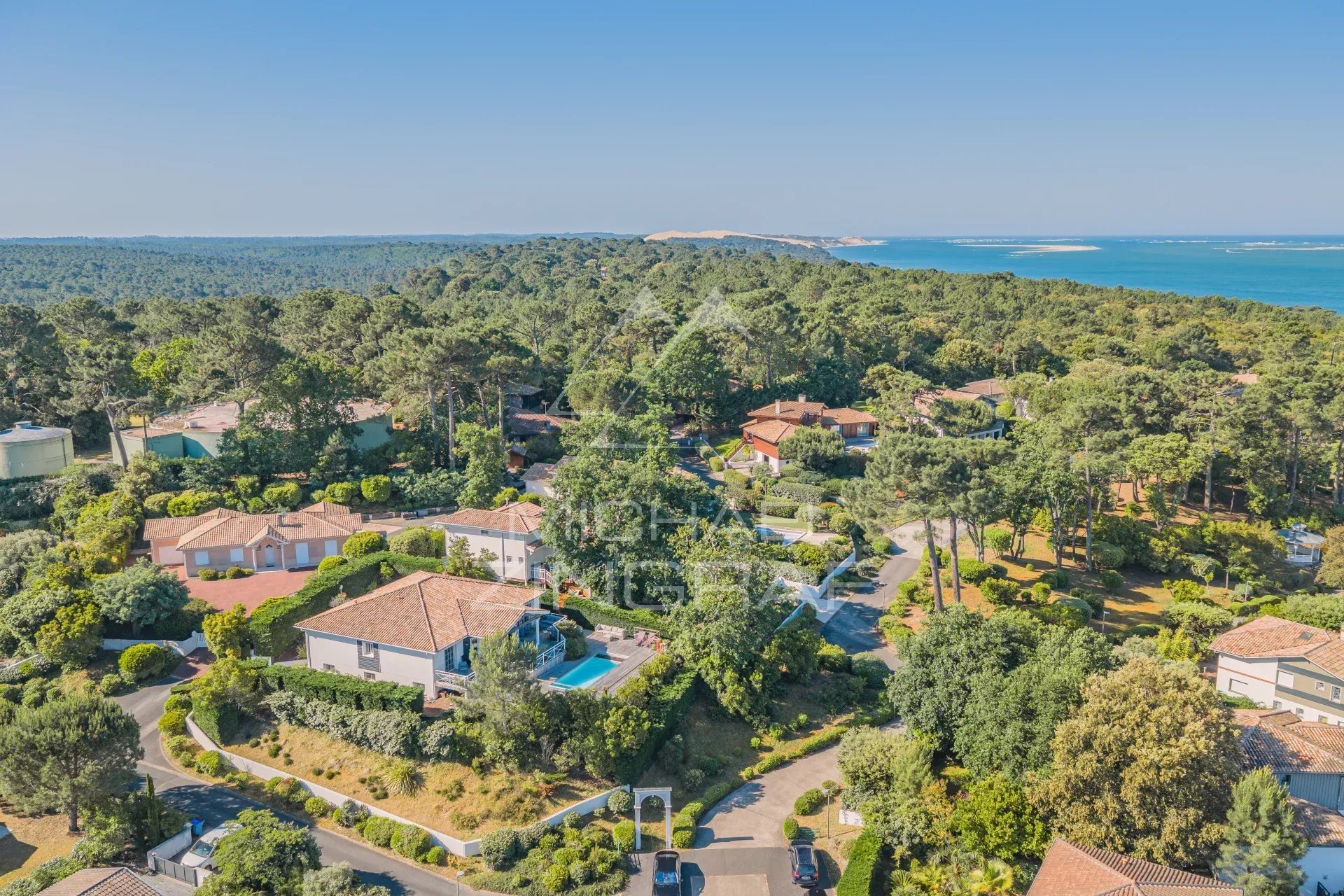 PYLA-SUR-MER, Villa avec vue sur le Bassin d'Arcachon