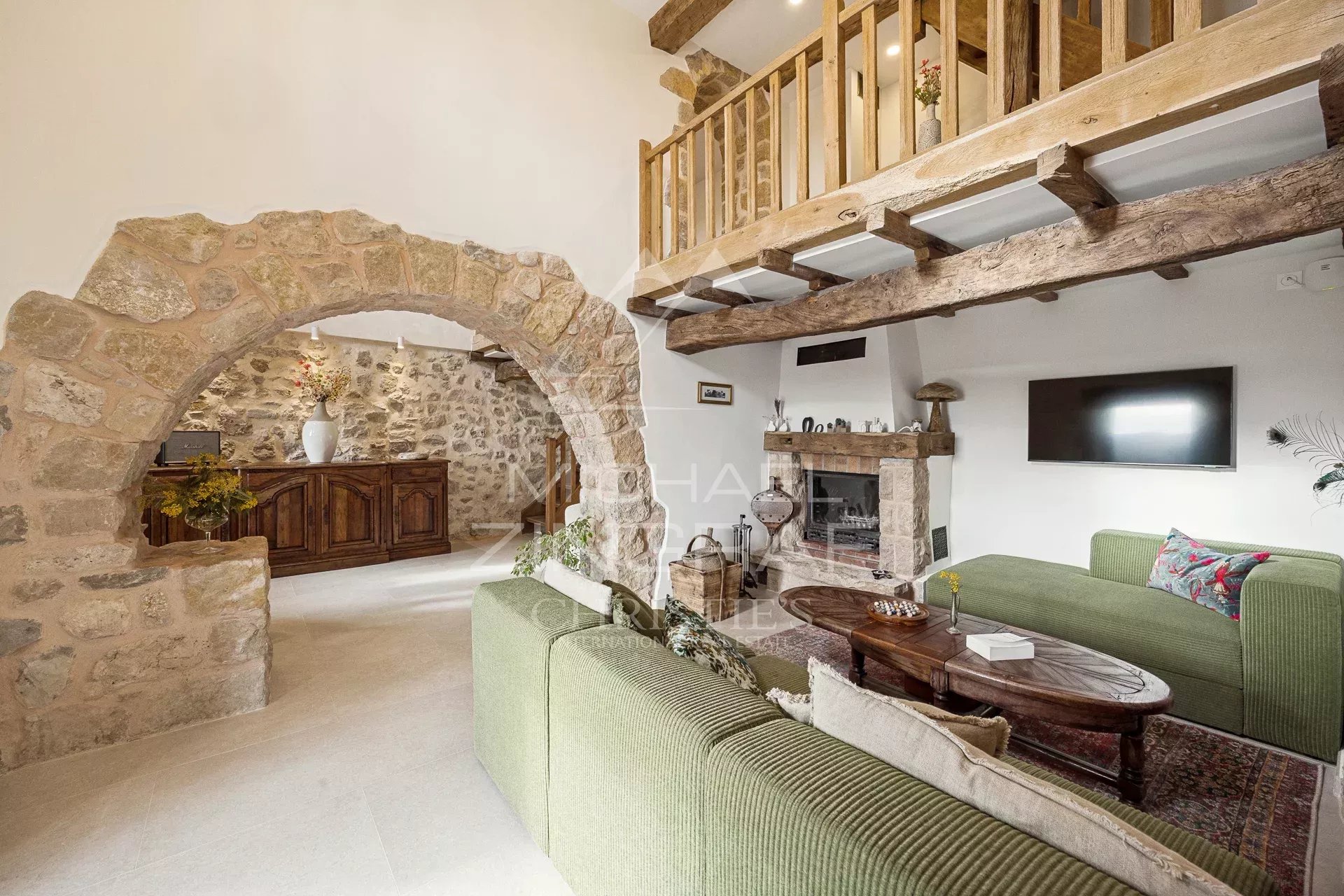 Renovierter Schafstall aus dem 18. Jahrhundert mit Panoramablick