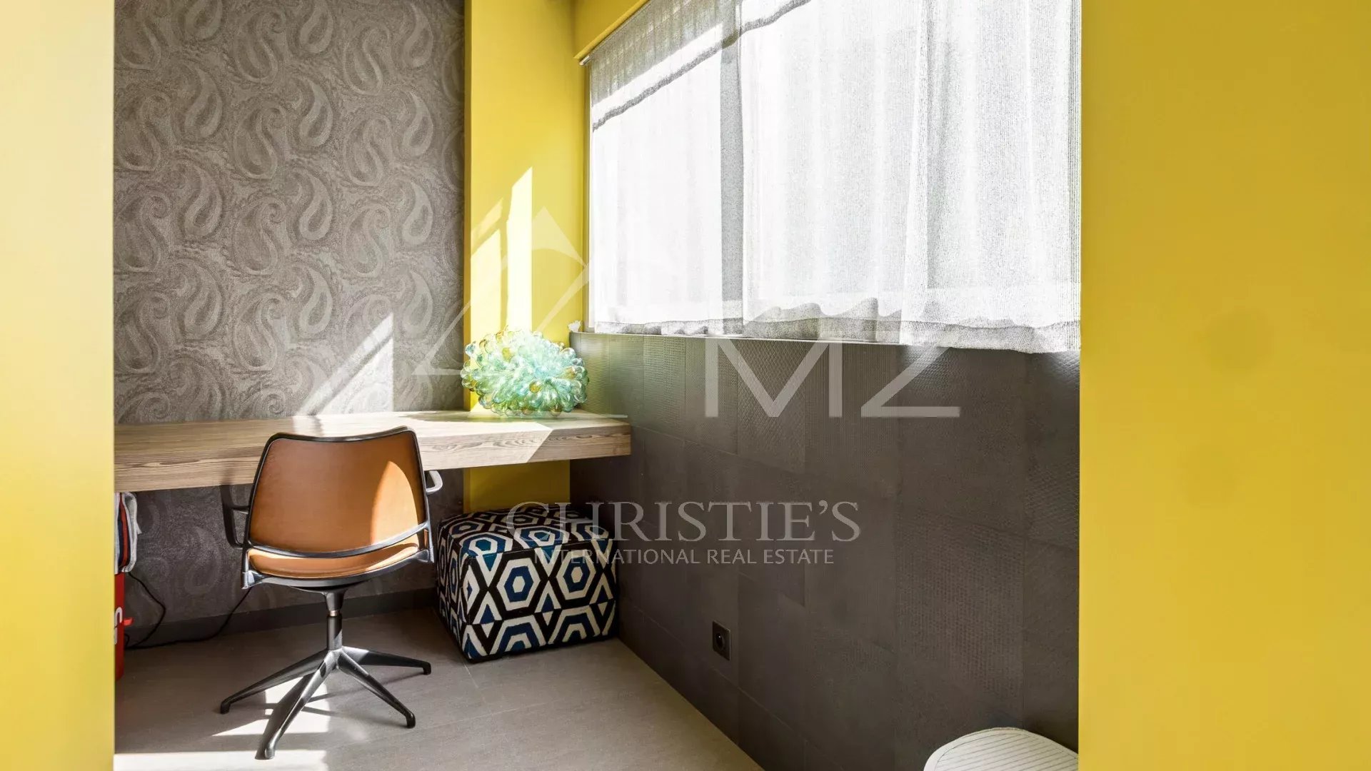 Wunderschöne Wohnung in einer prestigeträchtigen Residenz