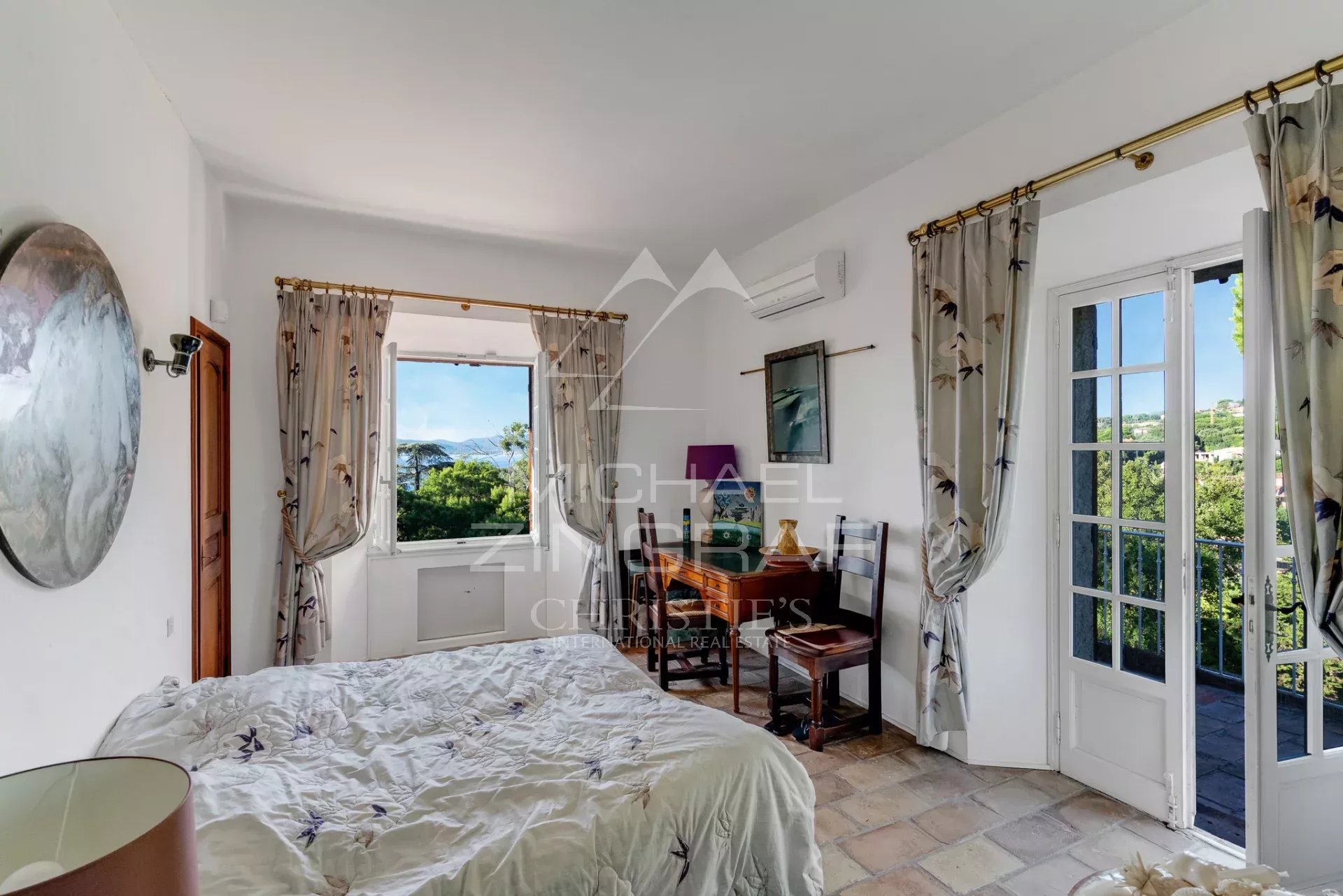 Propriété d’exception avec vue mer – Golfe de Saint-Tropez