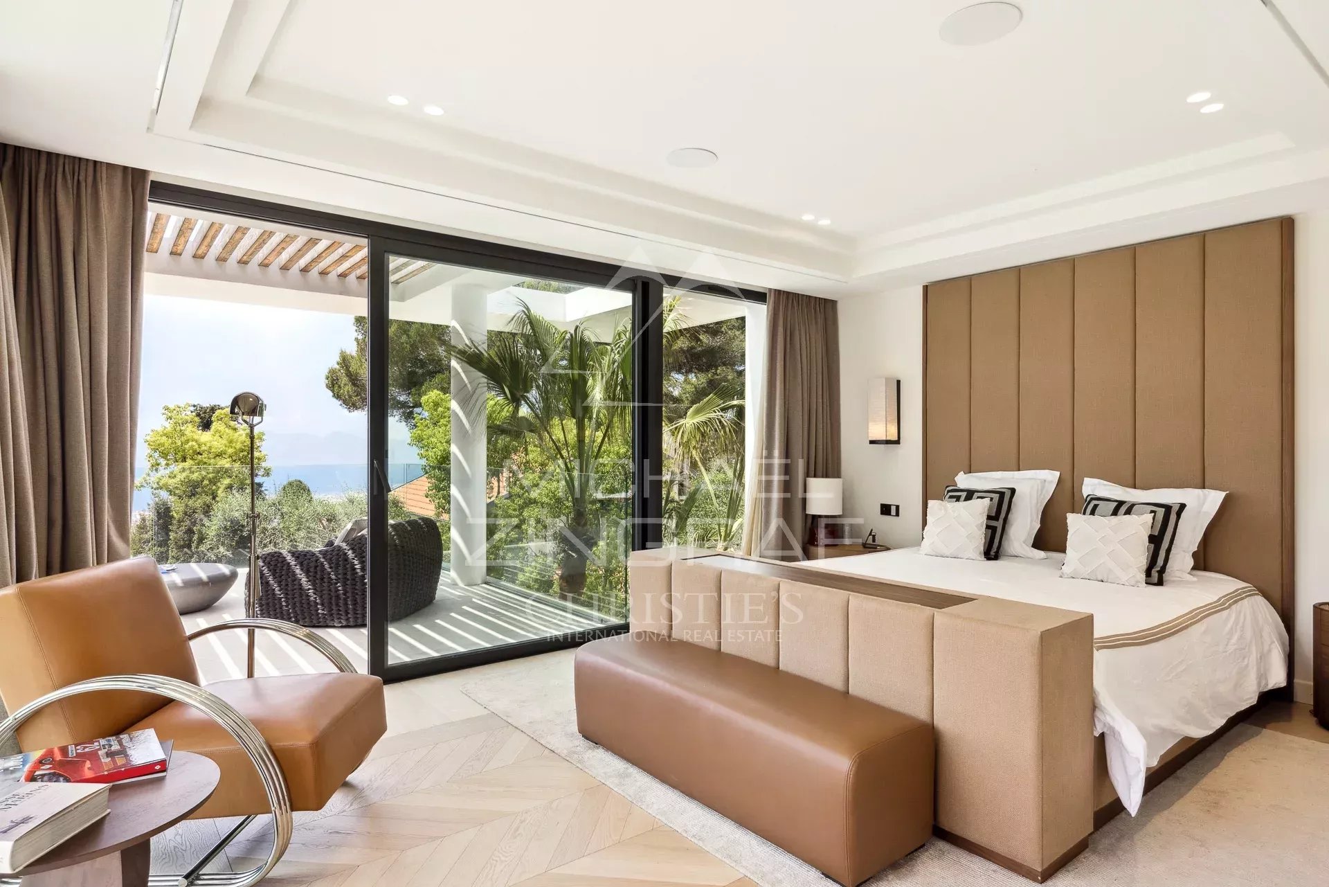 Cannes – Kalifornien – Moderne Villa