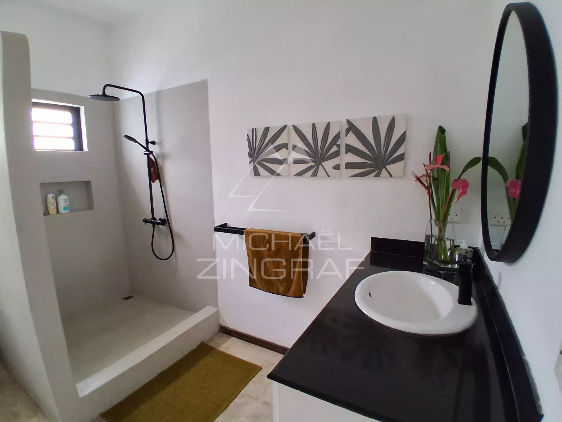Furnished 4-Bedroom Family Home with Swimming Pool