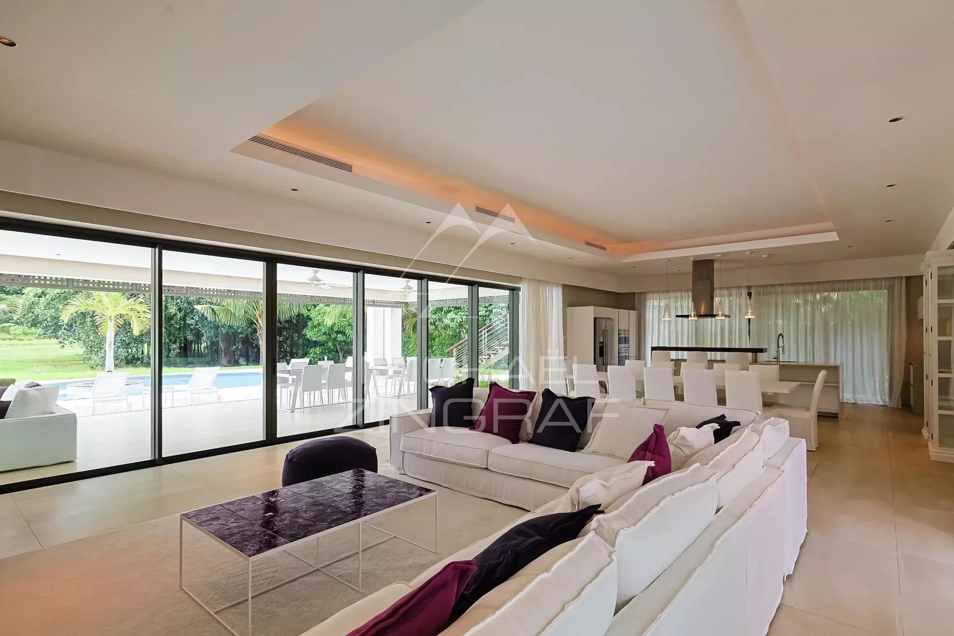 Villa Contemporaine d’Exception au Cœur de The Gardens – Anahita