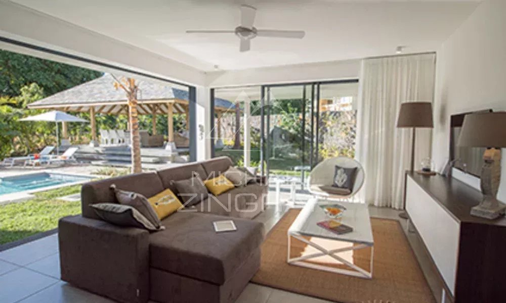 Exklusive 4 -Bedroom -Villa in der Nähe des Strandes - Black Riviere