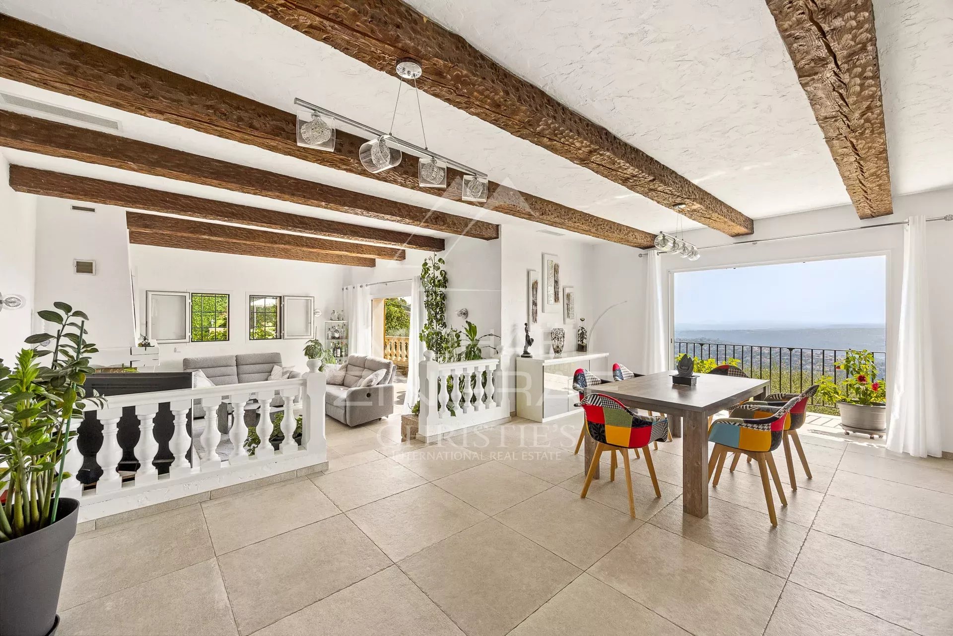 Close to Nice – Aspremont – Charming property with panoramic views