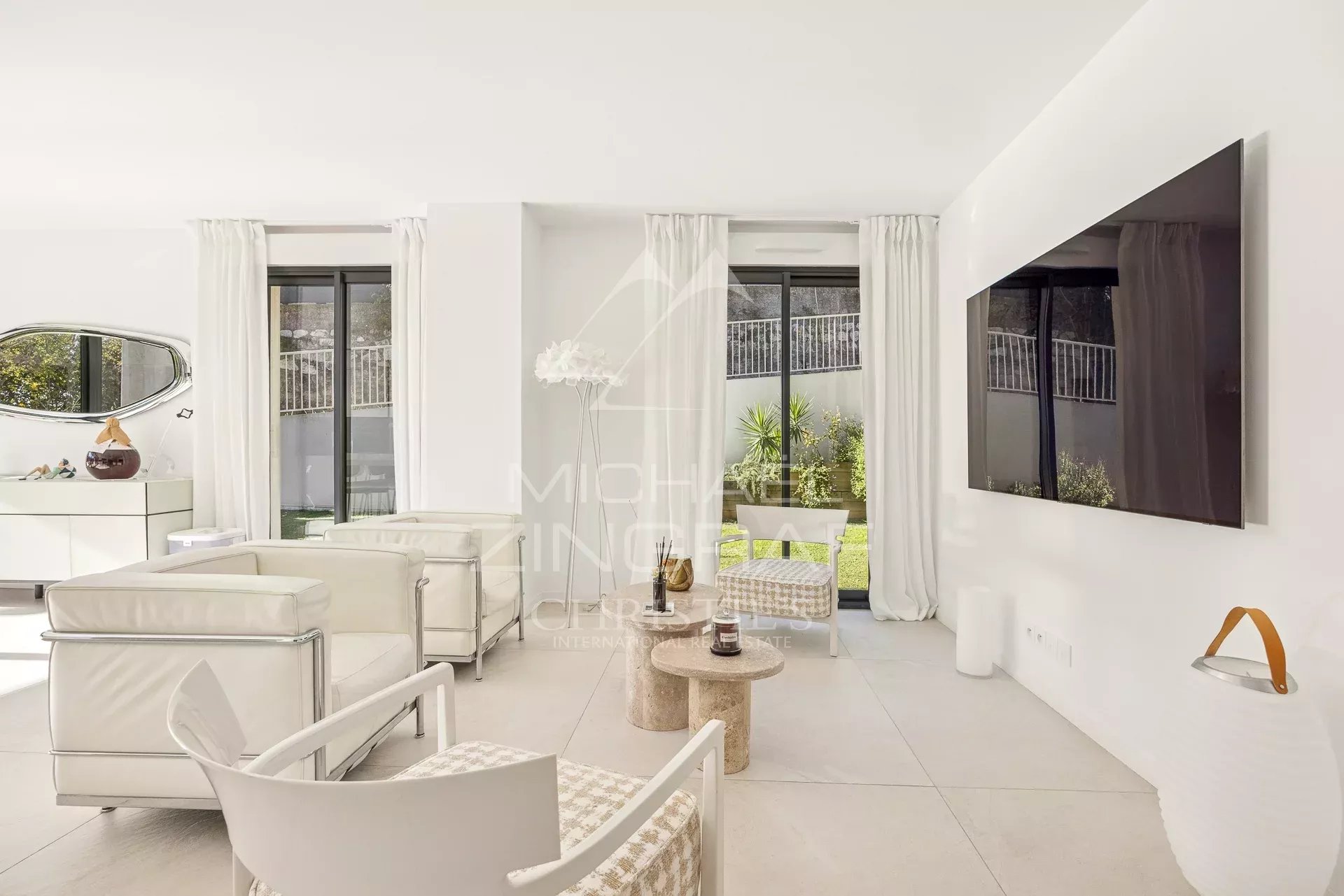 Wohnung – Außergewöhnliches Gartengeschoss – Luxusresidenz 2024/2025 – 80 m² – 250 m² Garten – Zwei Garagen