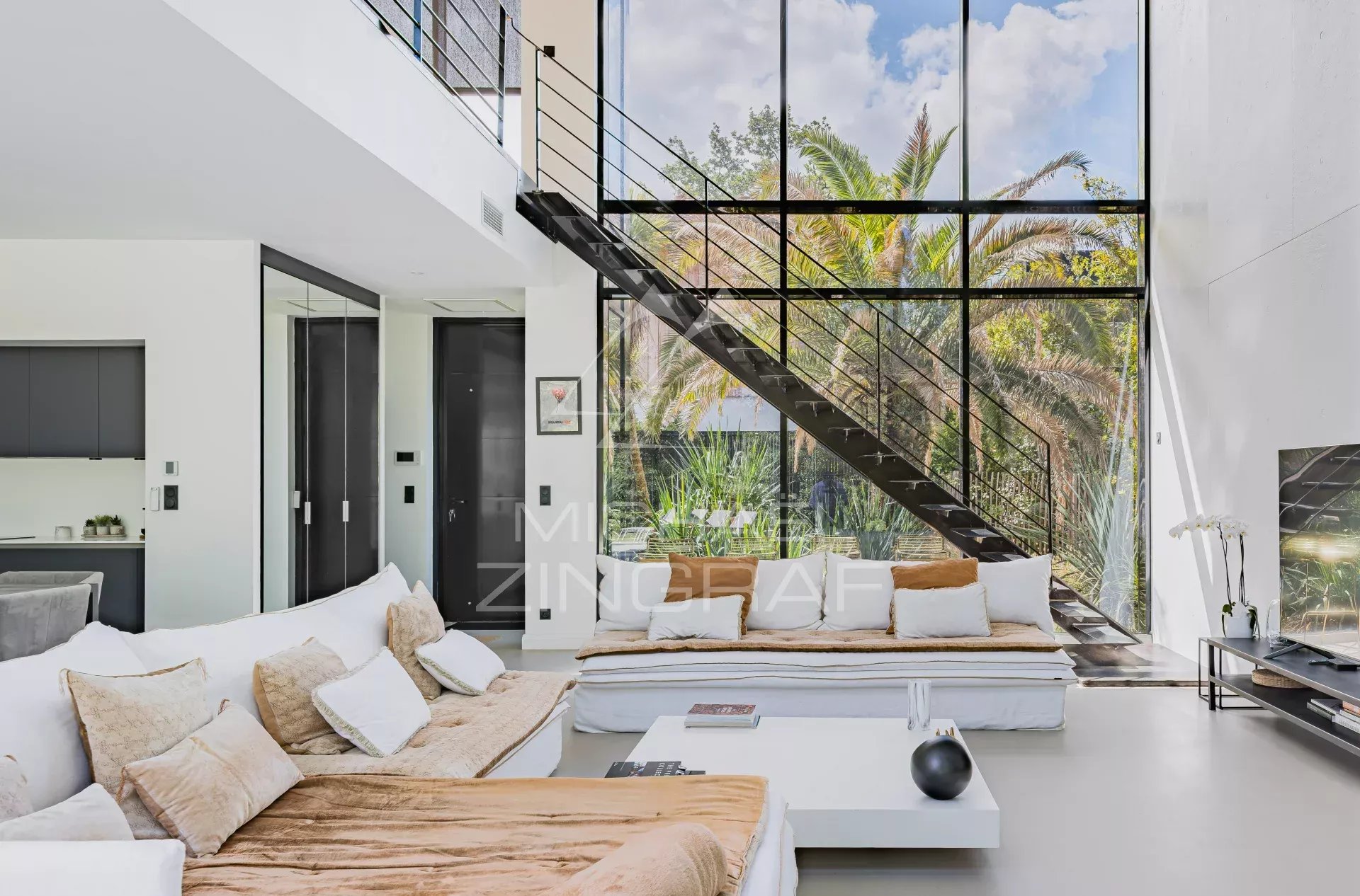 LISIÈRE DU GOLF D'ARCACHON - VILLA CONTEMPORAINE AVEC PISCINE
