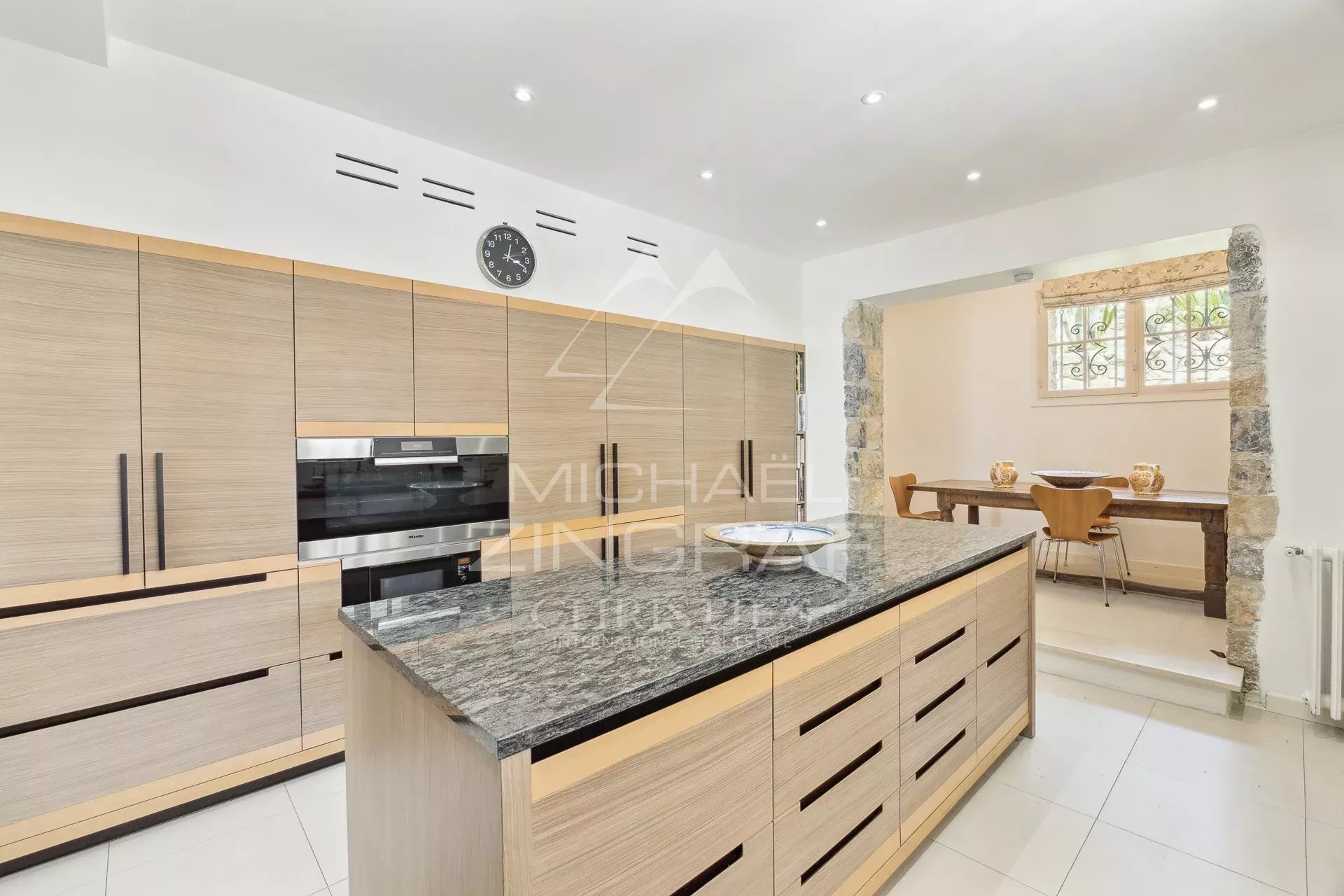 Domaine d’exception dans un cadre naturel préservé – Bar-sur-Loup