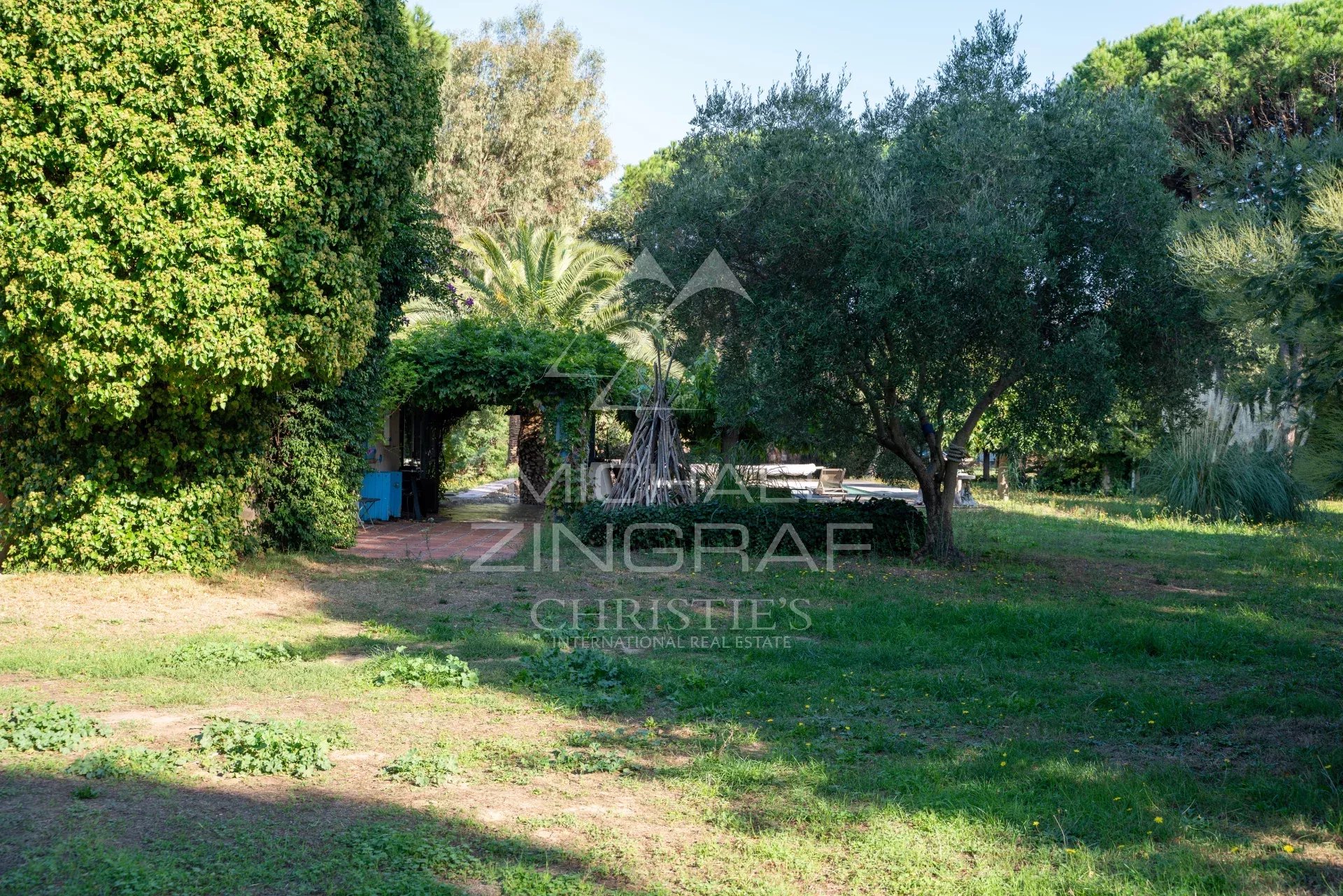 Ramatuelle – Charming Villa in the Heart of an Exceptional Location