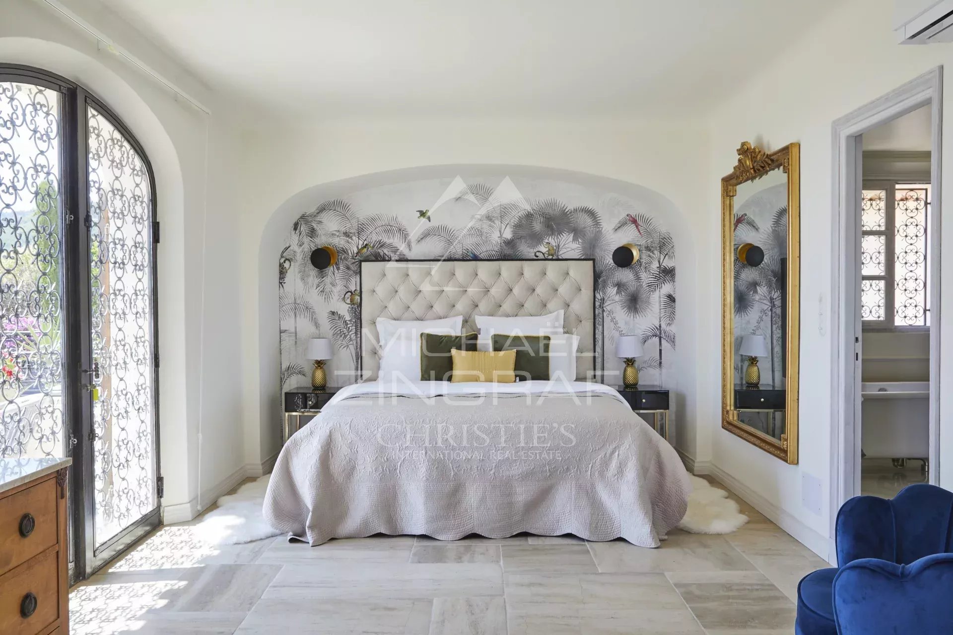 Tourrettes-sur-Loup - Villa provençale avec vue mer panoramique - 8 chambres