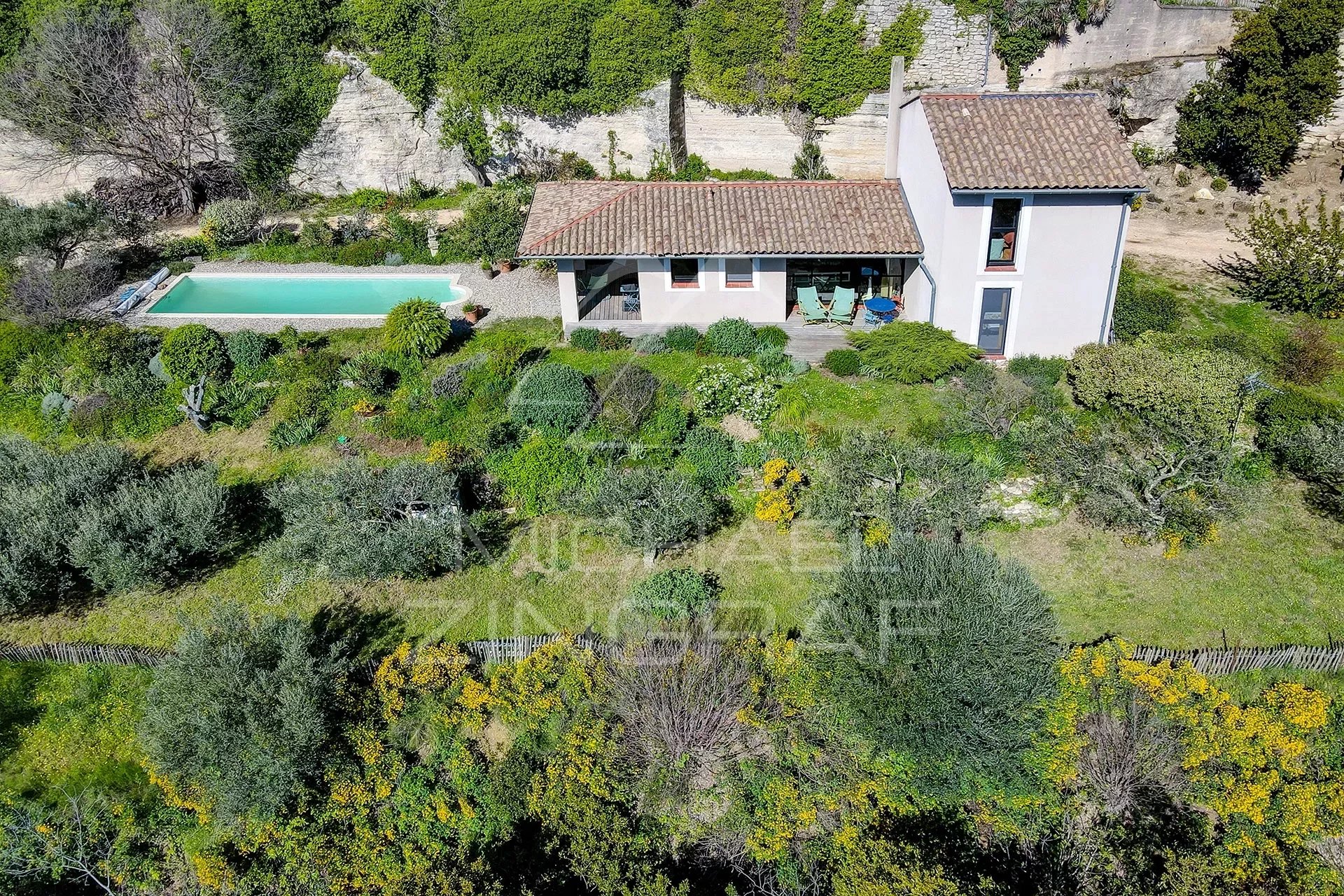Centre Uzès - Superb house with incredible views over the Eure valley