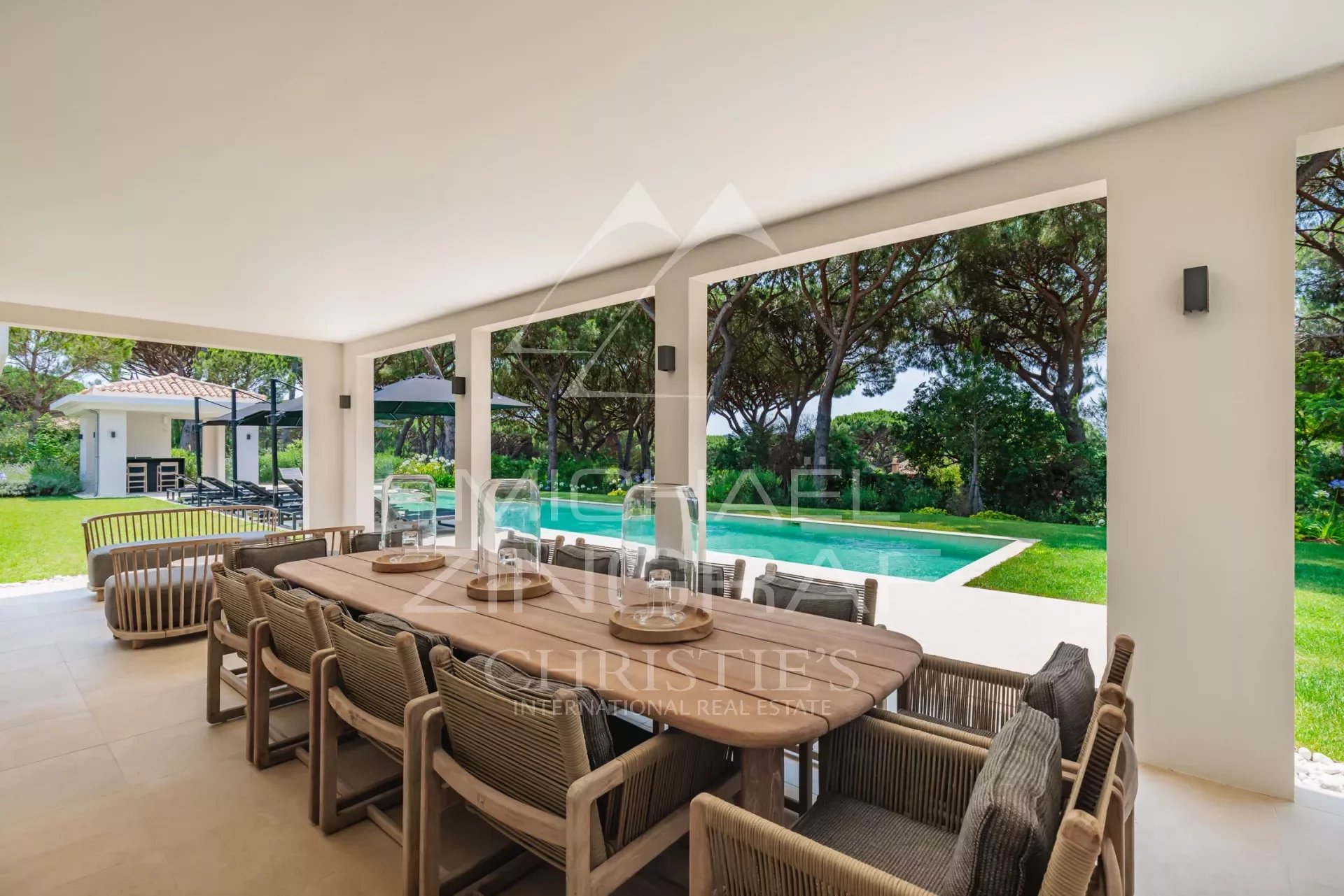 Saint Tropez - Moderne Villa in den Parks von Saint Tropez