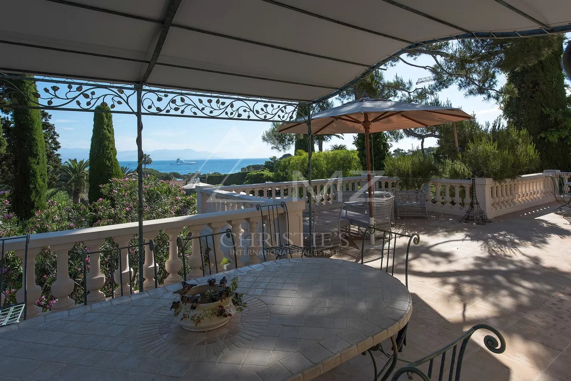 Cap d'Antibes - Villa with sea view
