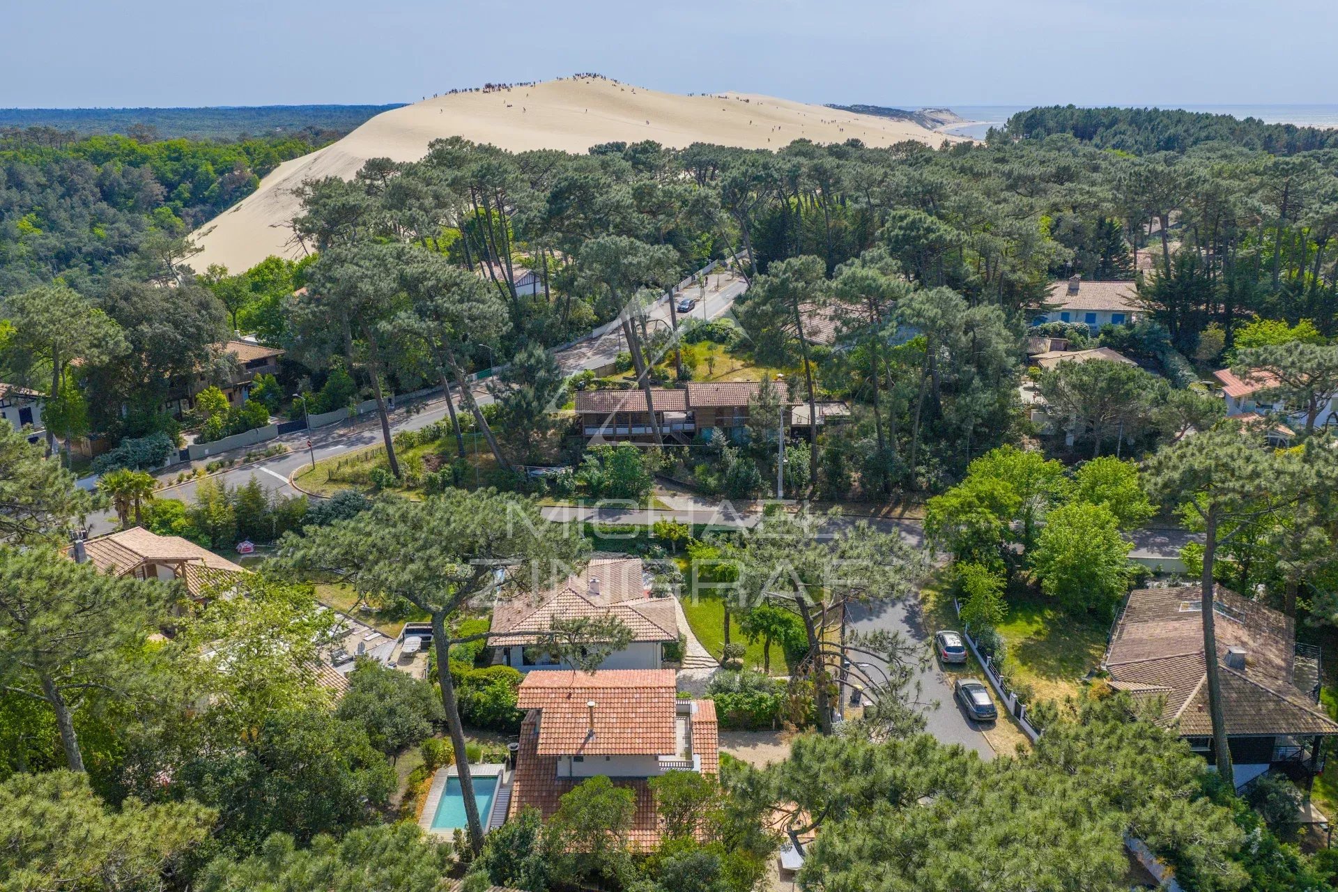 Pyla sur mer - villa avec piscine et vue sur le Bassin