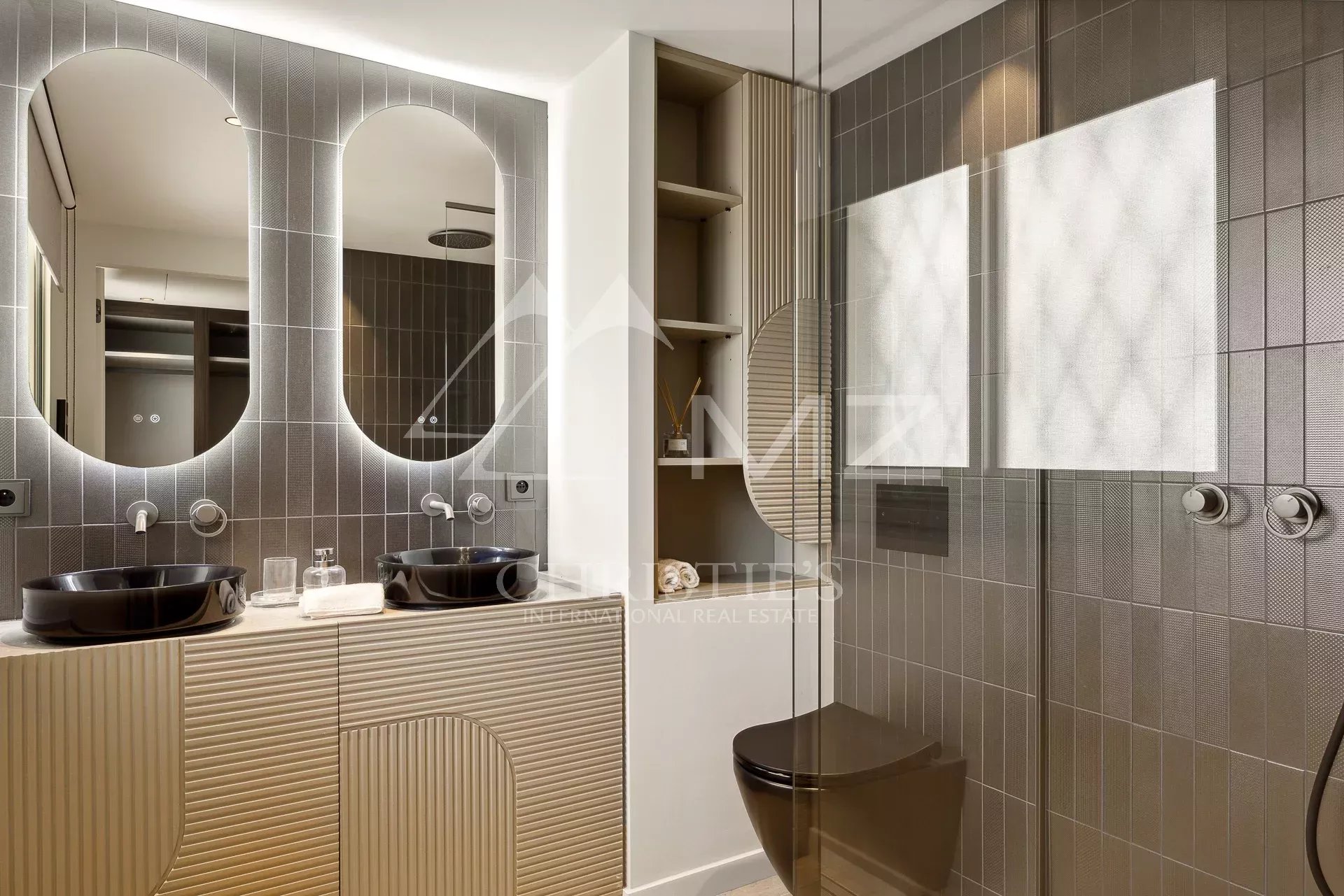 Cannes Croisette - Magnifique appartement 4 pièces vue mer