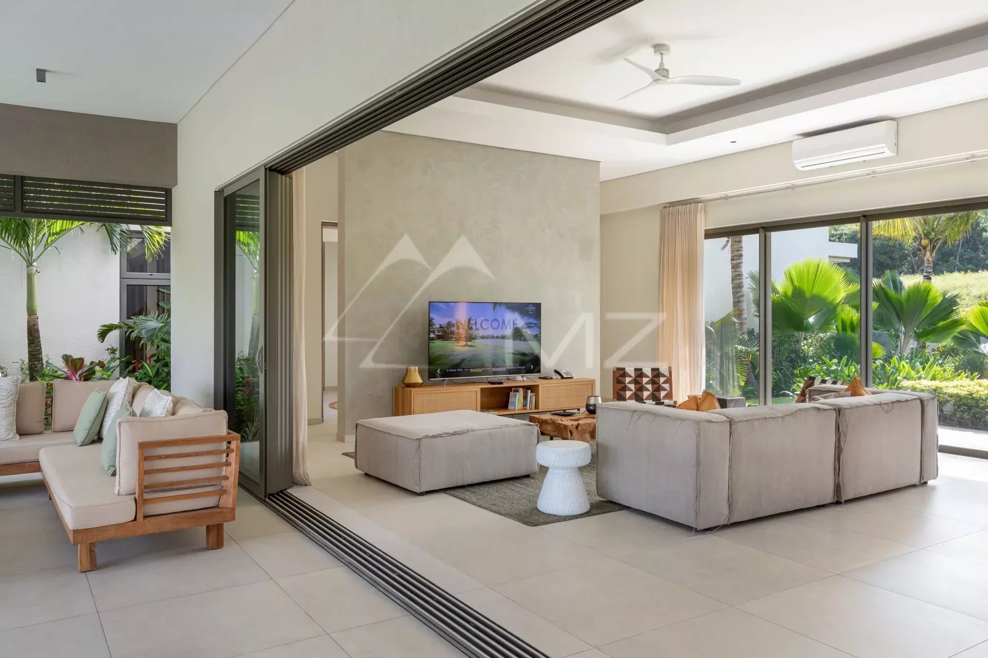 4 bedroom villa in a prestigious residential estate