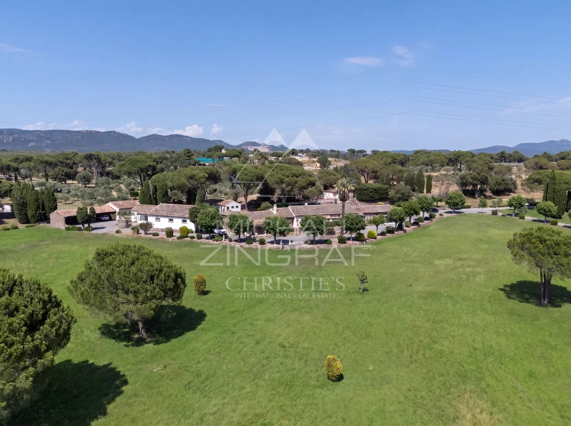 Elegant Character Estate on Over 32 Hectares