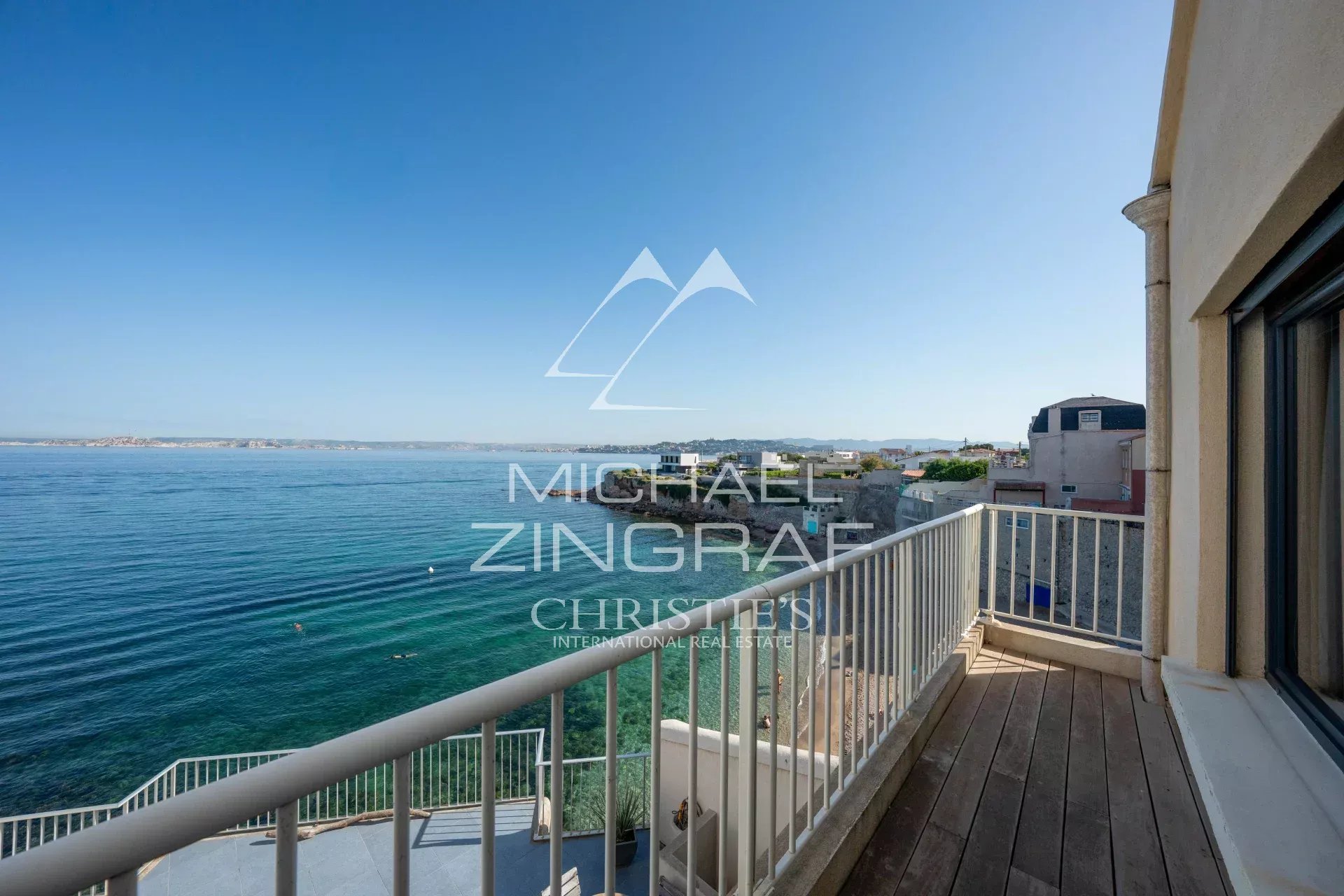 Waterfront house with pool, Montredon, Marseille 8th arrondissement