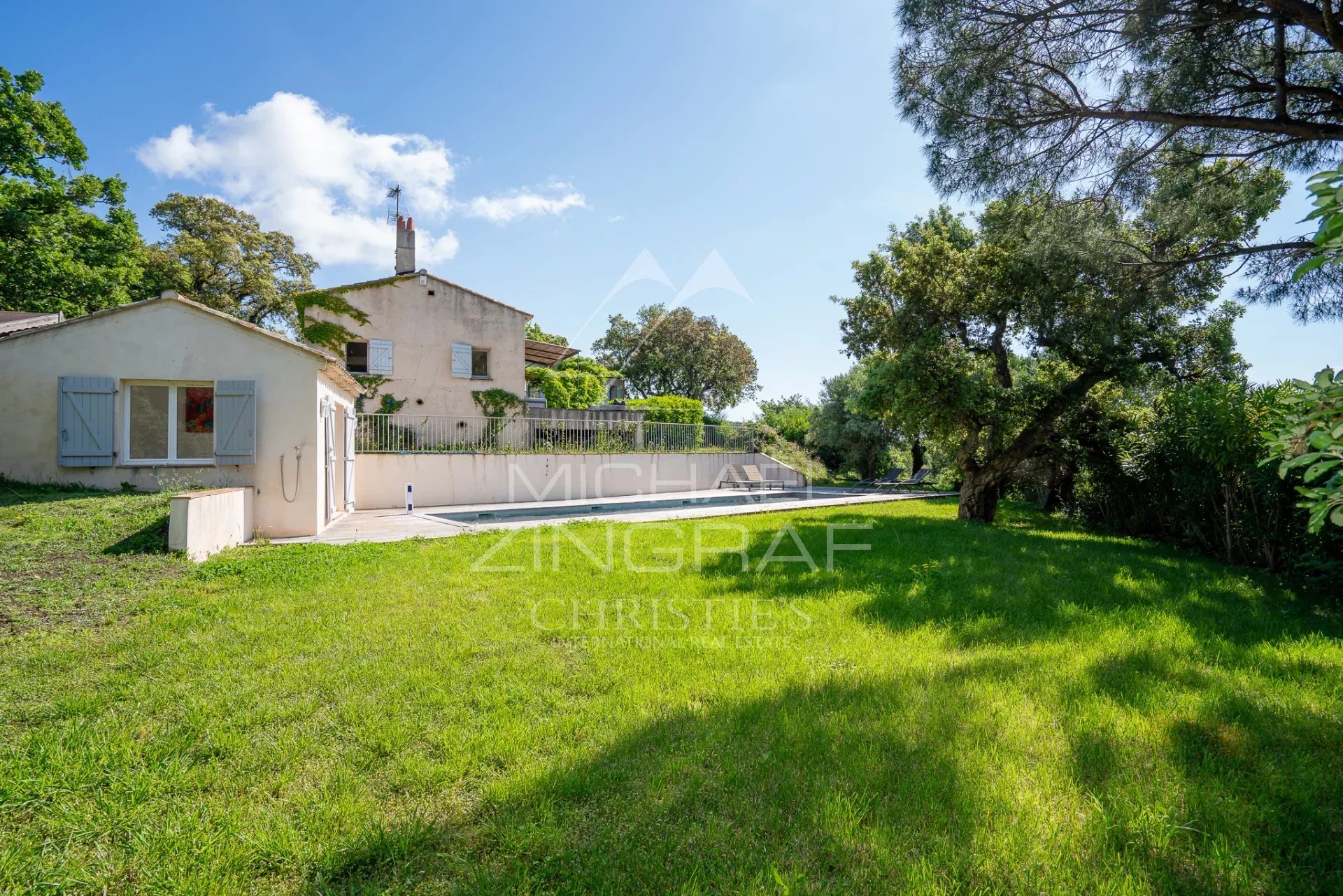 Ramatuelle – Vue imprenable sur la mer et le village