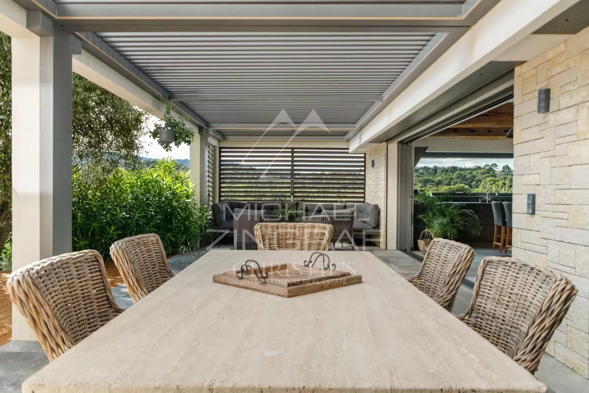 Villa récente à proximité du Royal Golf