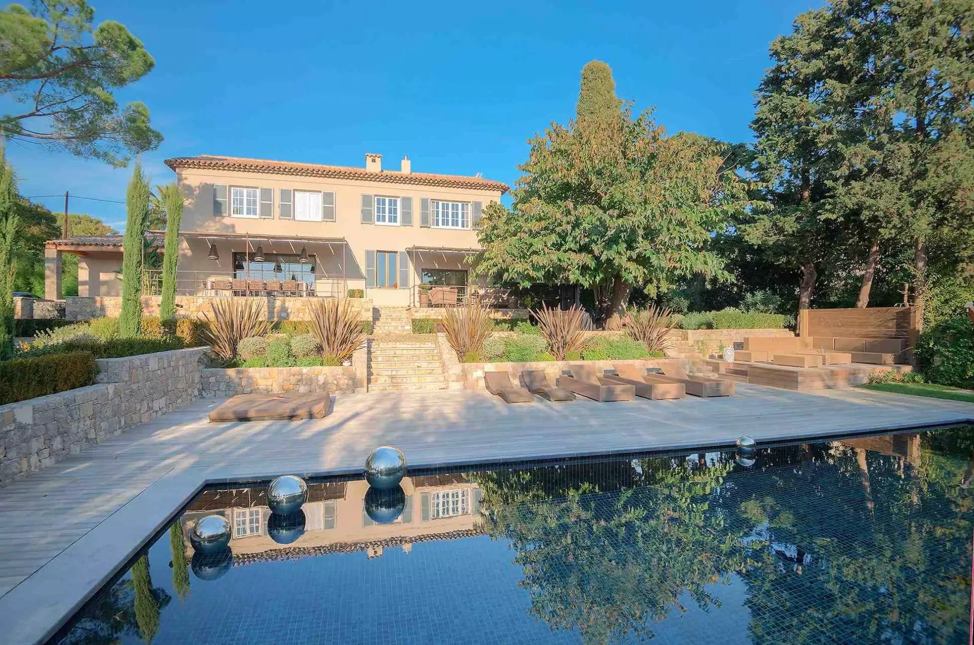 Mougins - Superb renovated Bastide