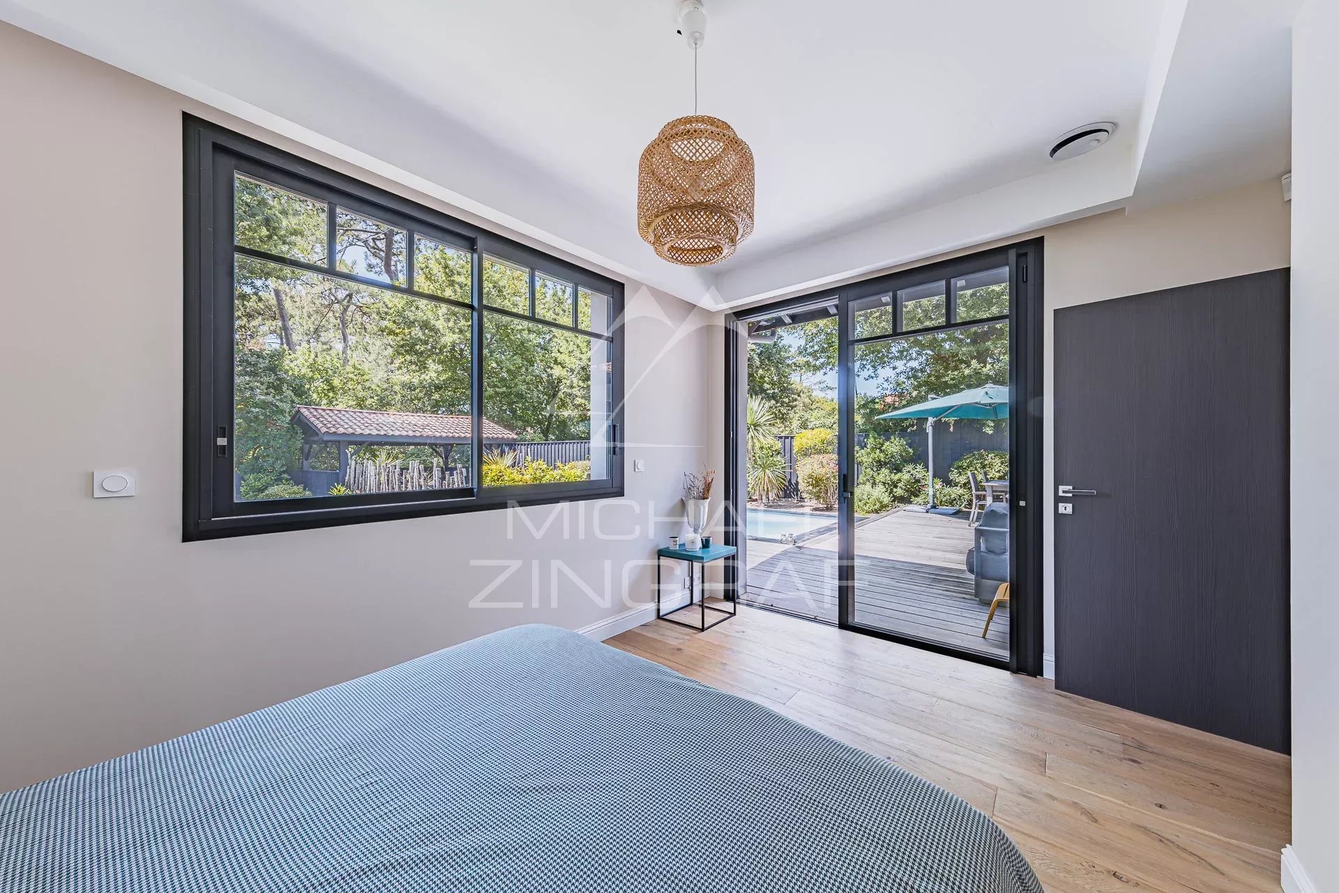 Plage à pieds - Villa 4 ch avec piscine