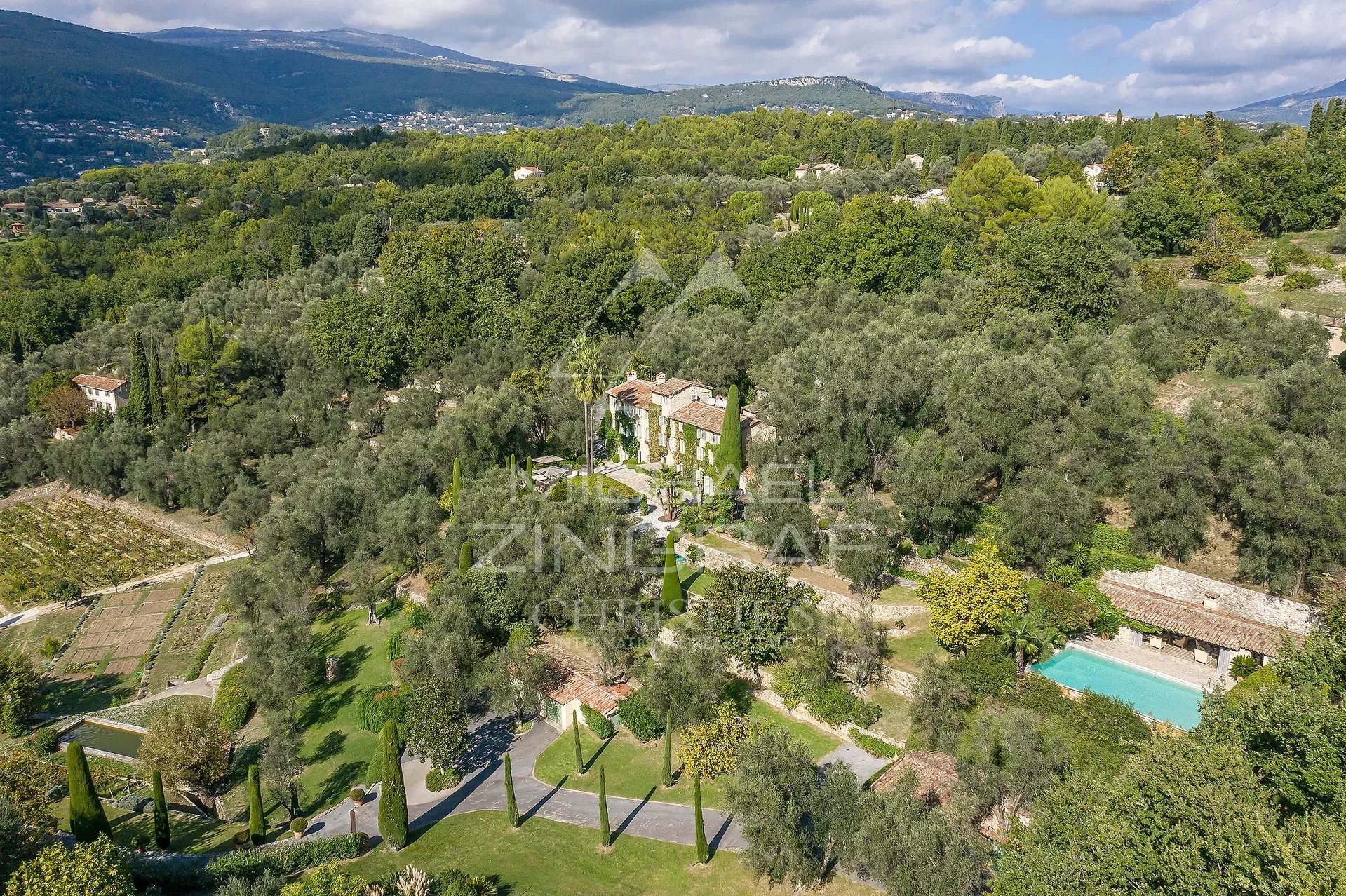Authentique propriété provençale