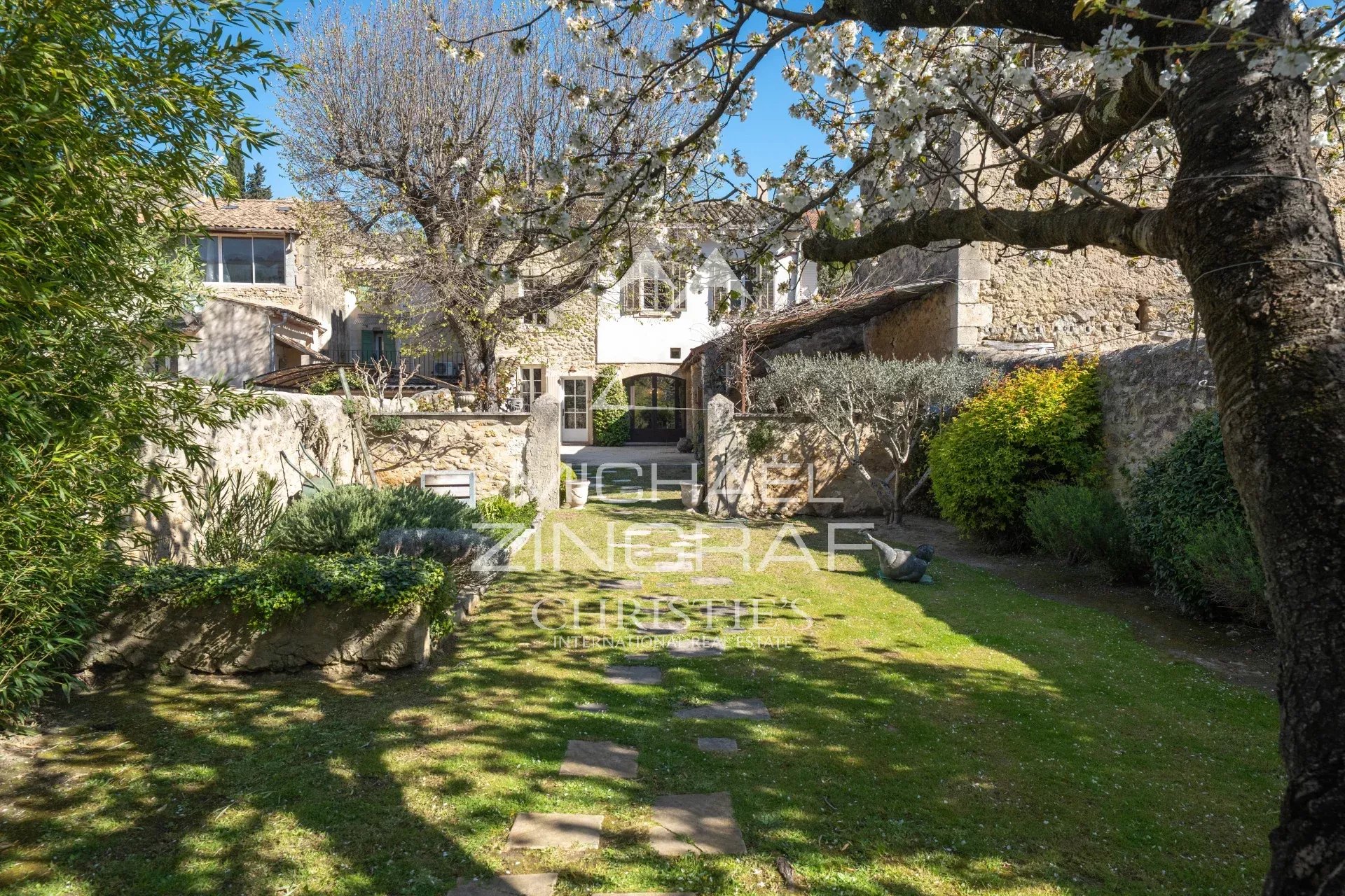 Demeure de charme du XIX siècle - Provence