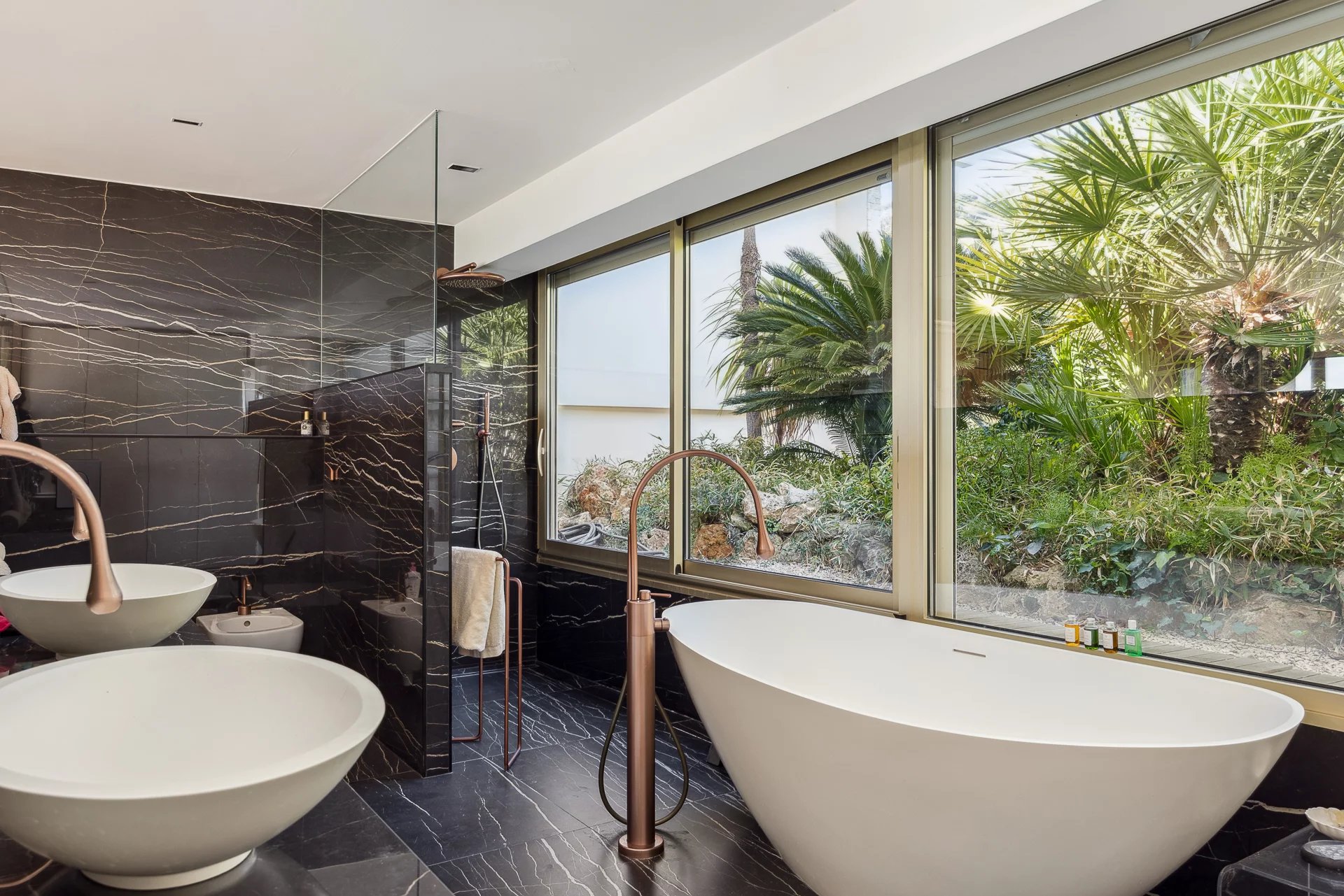 Superb apartment in a luxury residence