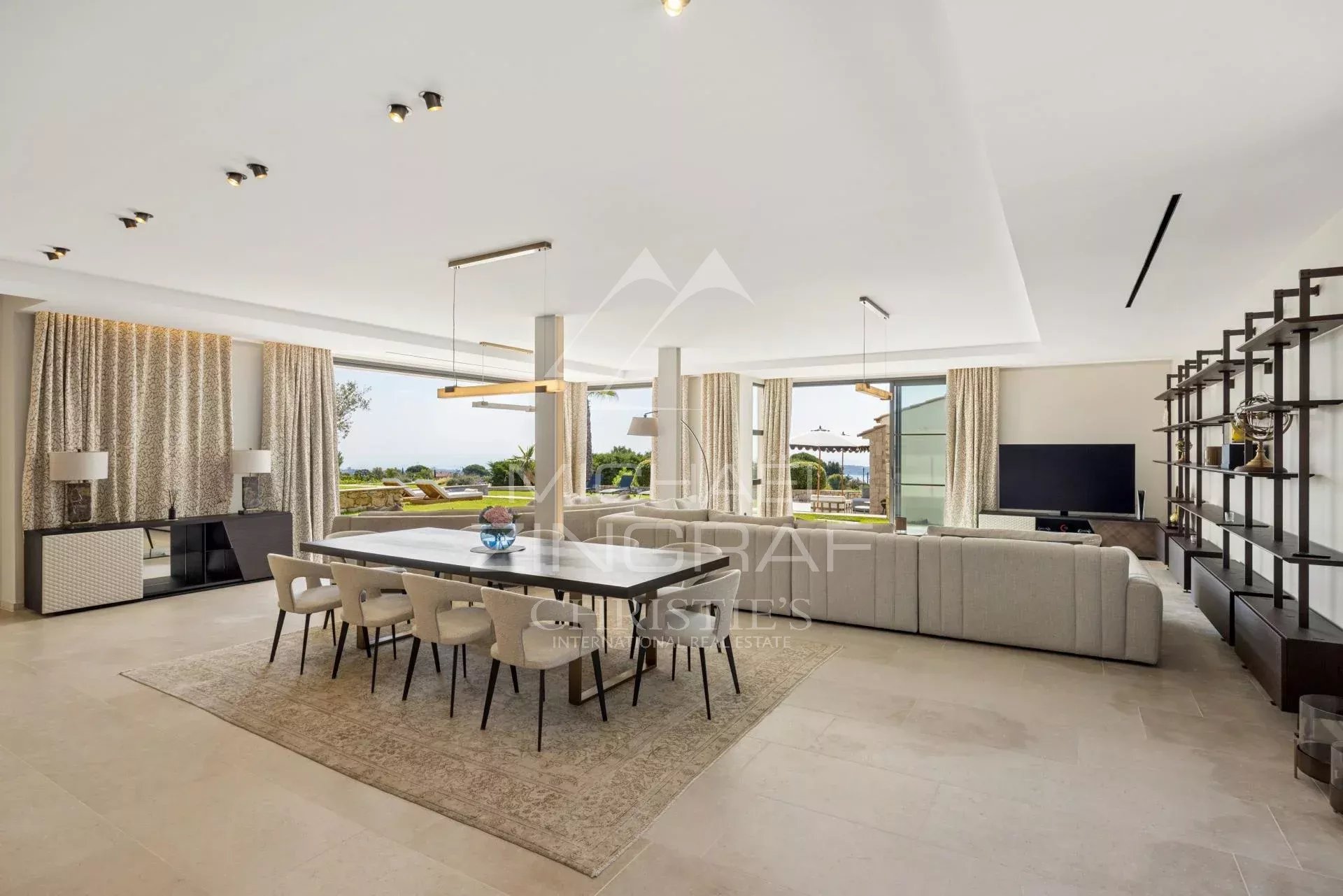 Super Cannes – Stunning Contemporary Villa with Panoramic Sea View – Private Estate