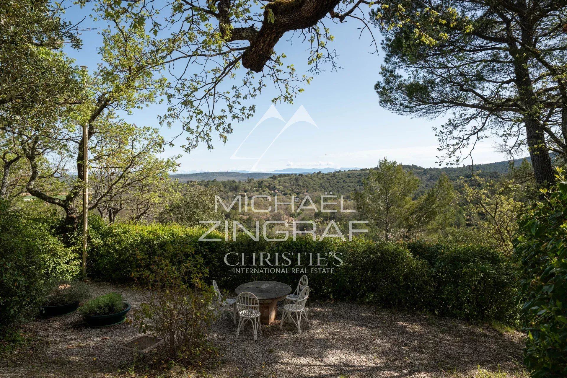 Außergewöhnliches provenzalisches Anwesen in Rians