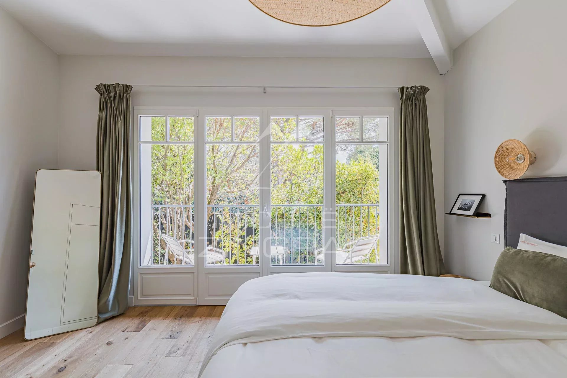 La Hume – An exceptional estate with direct access to the Arcachon Bay