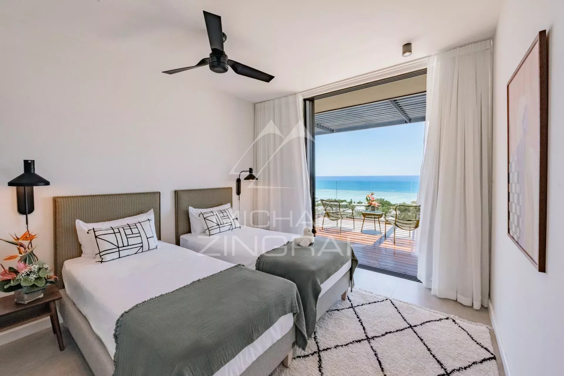 Penthouse mit 4 Schlafzimmern und Meerblick – Black River